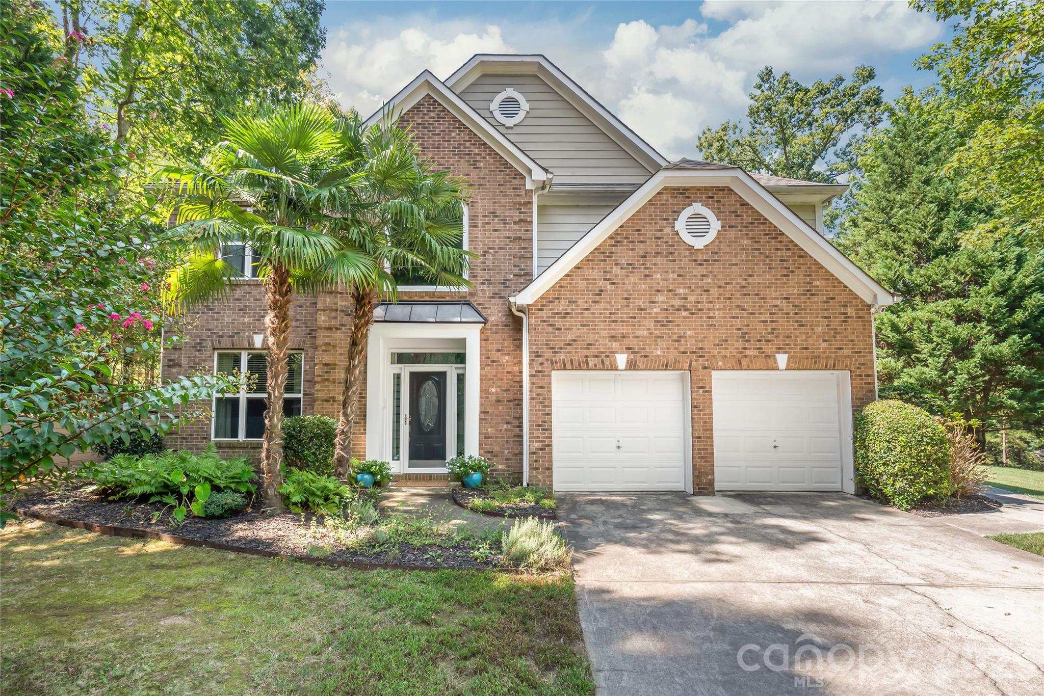 13934 Kings Carriage Lane Property Photo 1