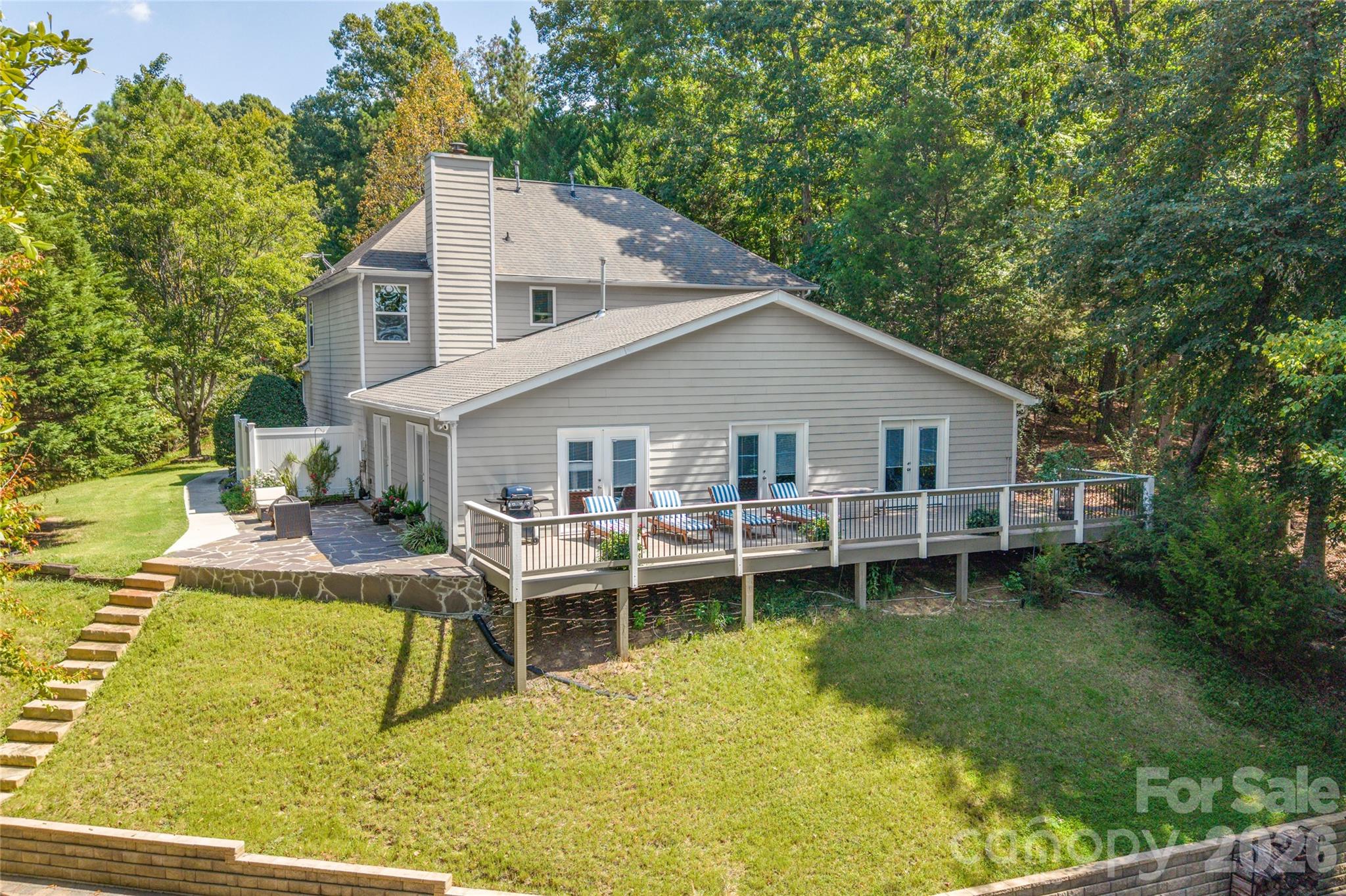 13934 Kings Carriage Lane Property Photo 4