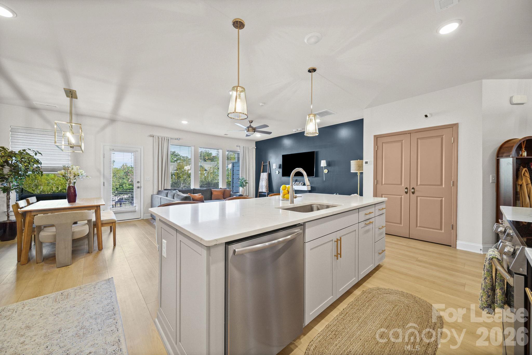 333 Quartz Hill Way Property Photo 8