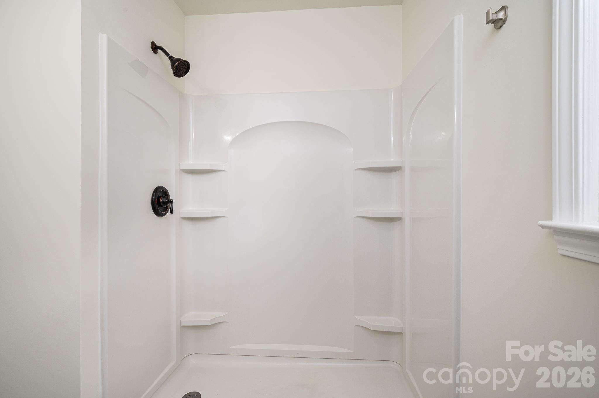 1081 Redleaf Trail Property Photo 20