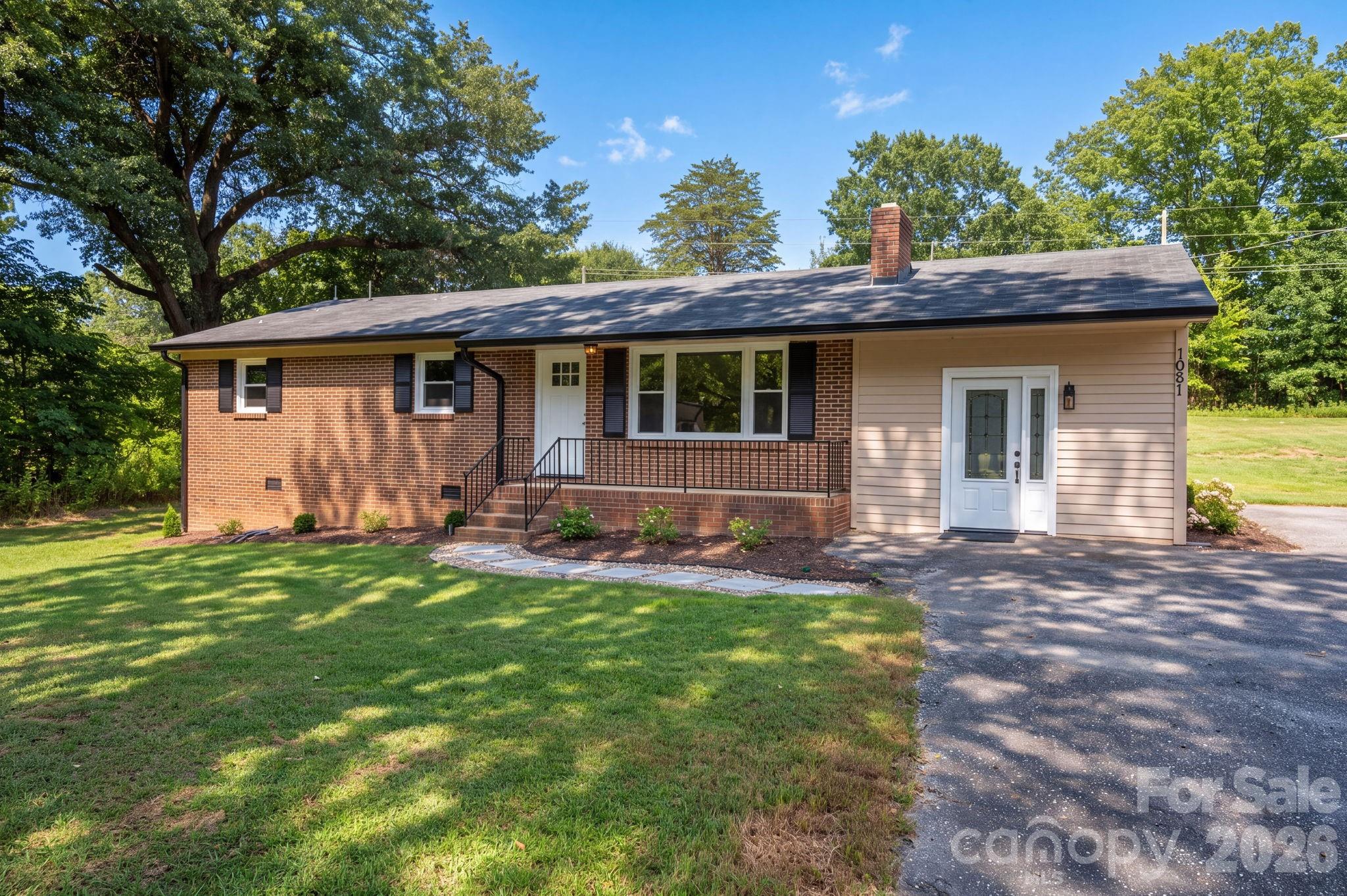 1081 Redleaf Trail Property Photo 33