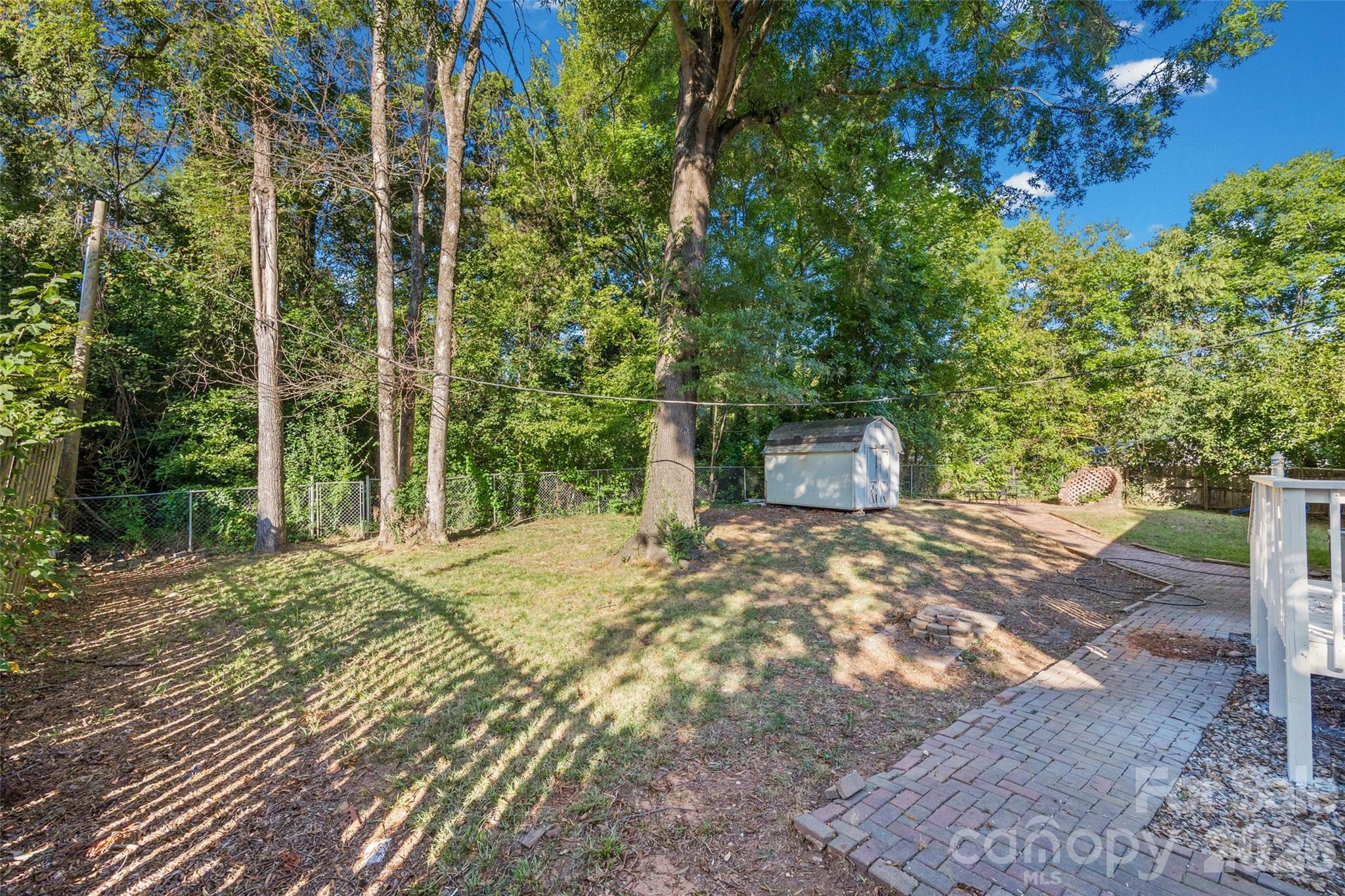 1167 Ebinport Road Property Photo 21