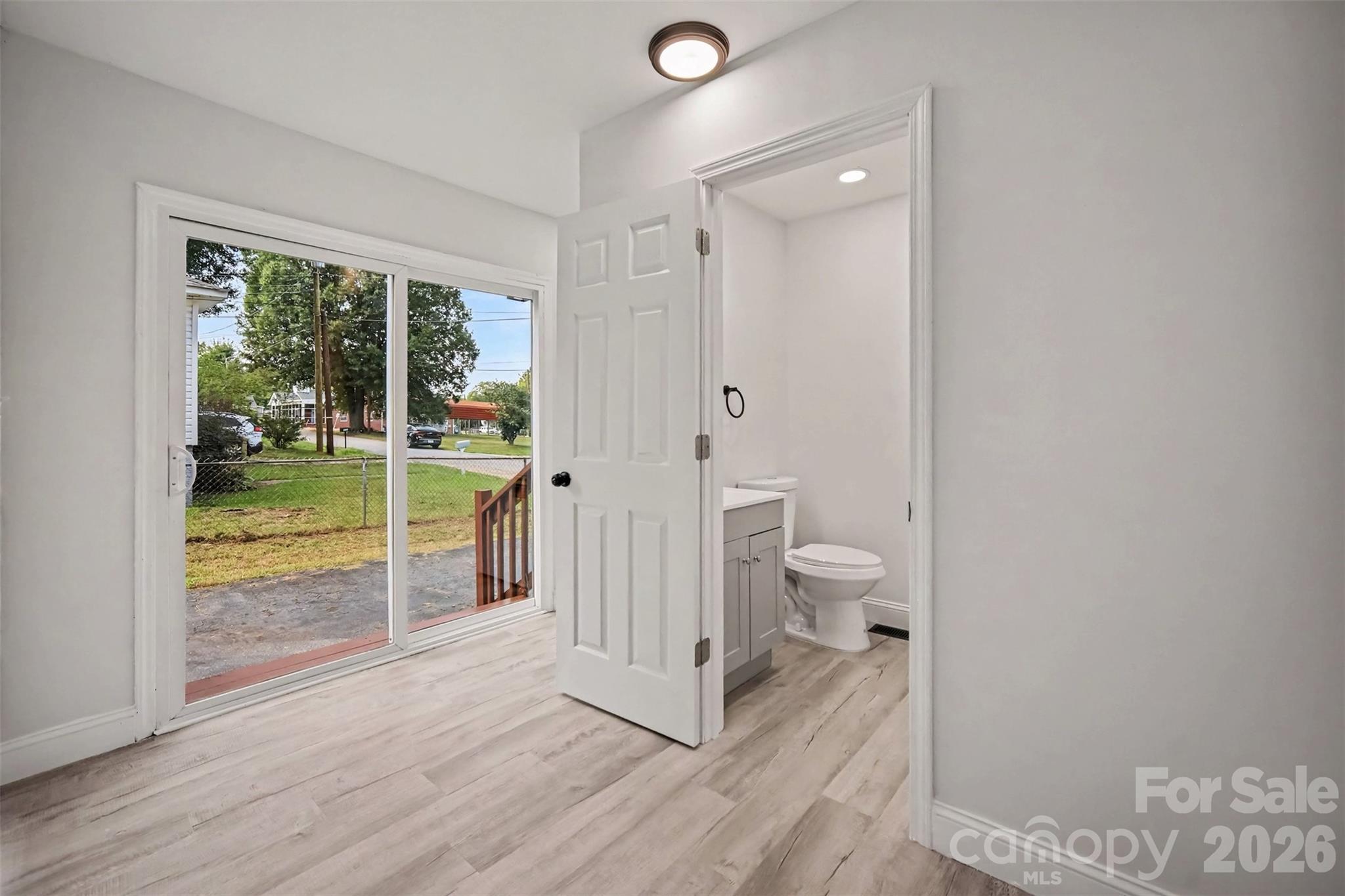 312 Prince Street Property Photo 15