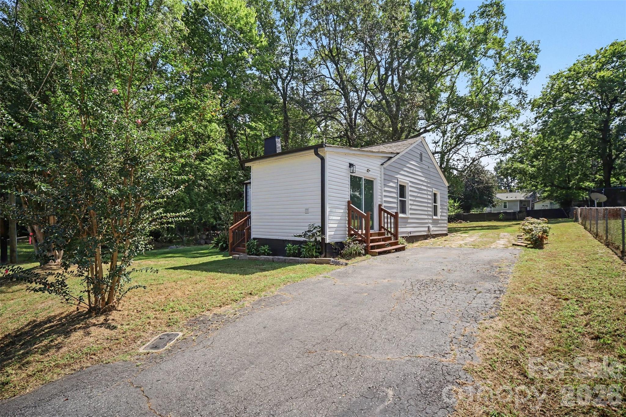312 Prince Street Property Photo 18