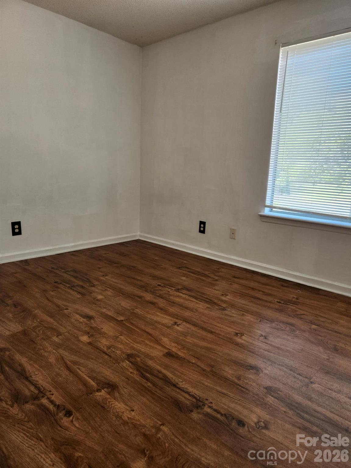 9523 University Terrace Drive H Property Photo 12