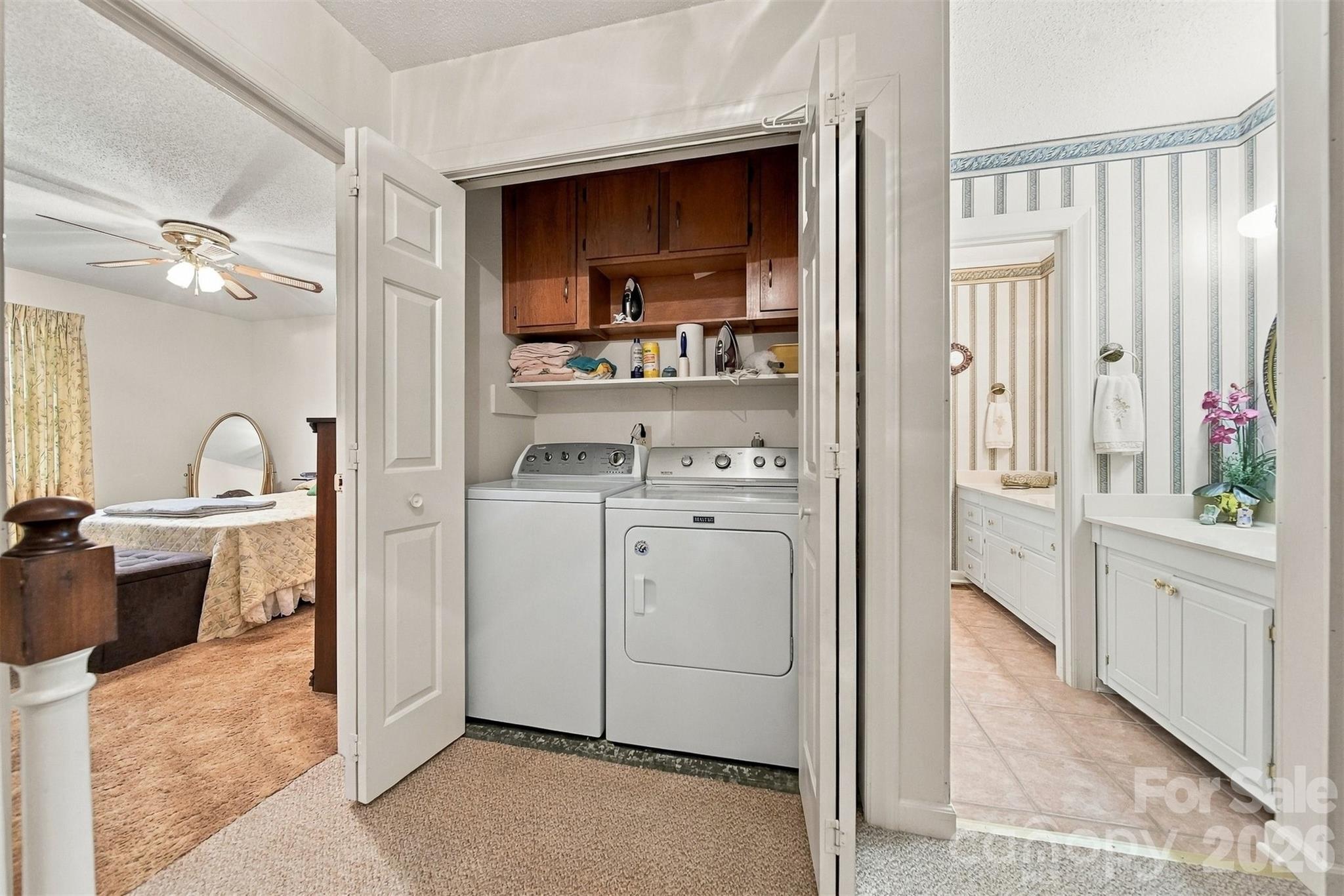 2705 N Center Street 37 Property Photo 20