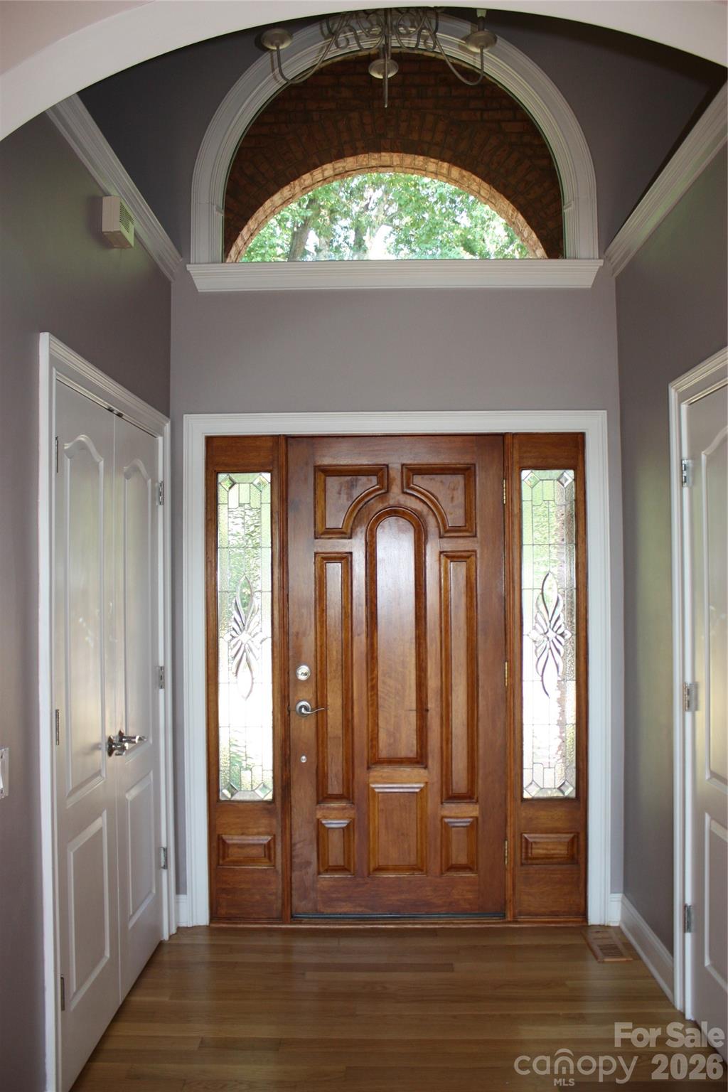 140 Holt Lane Property Photo 8