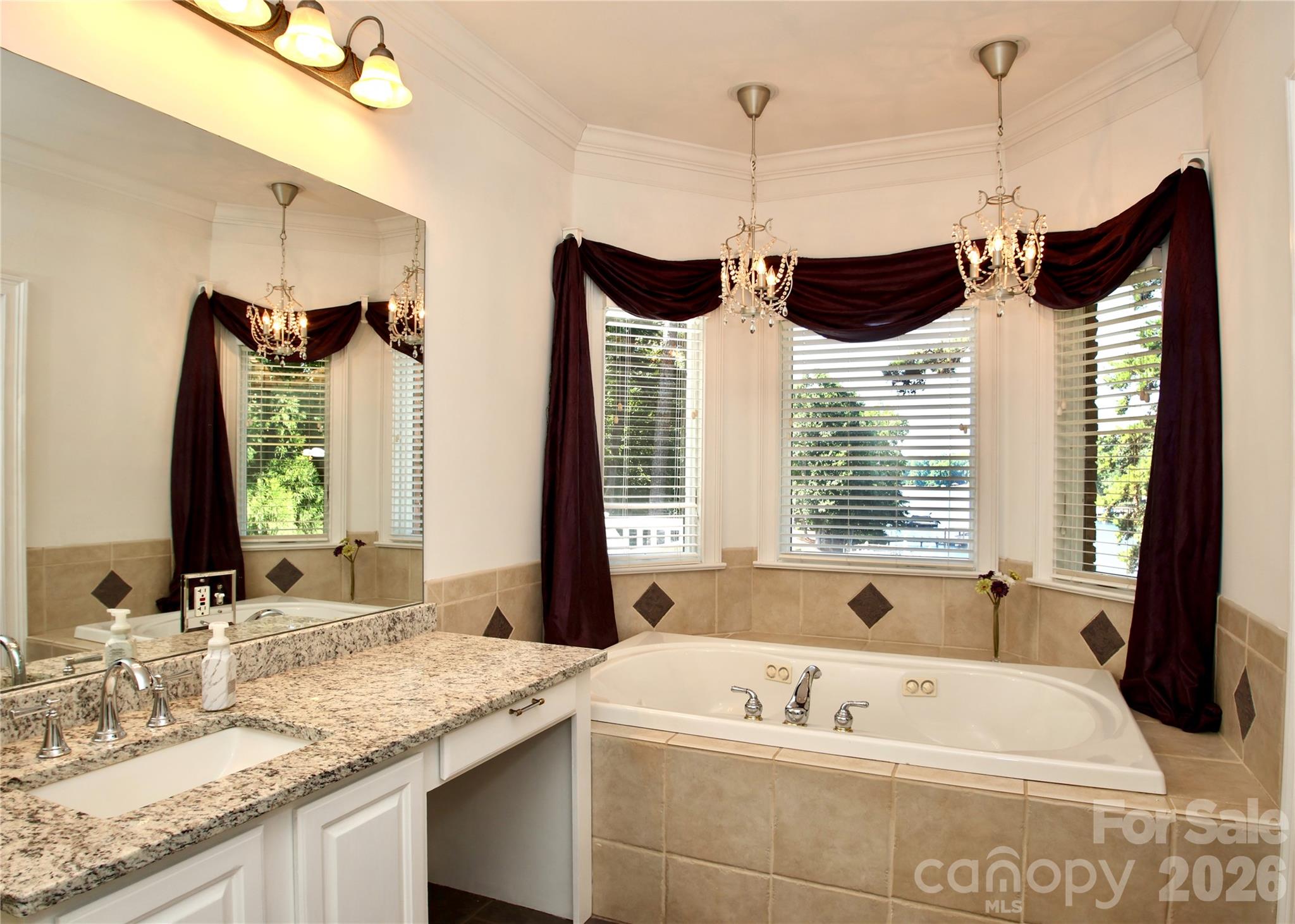 140 Holt Lane Property Photo 20
