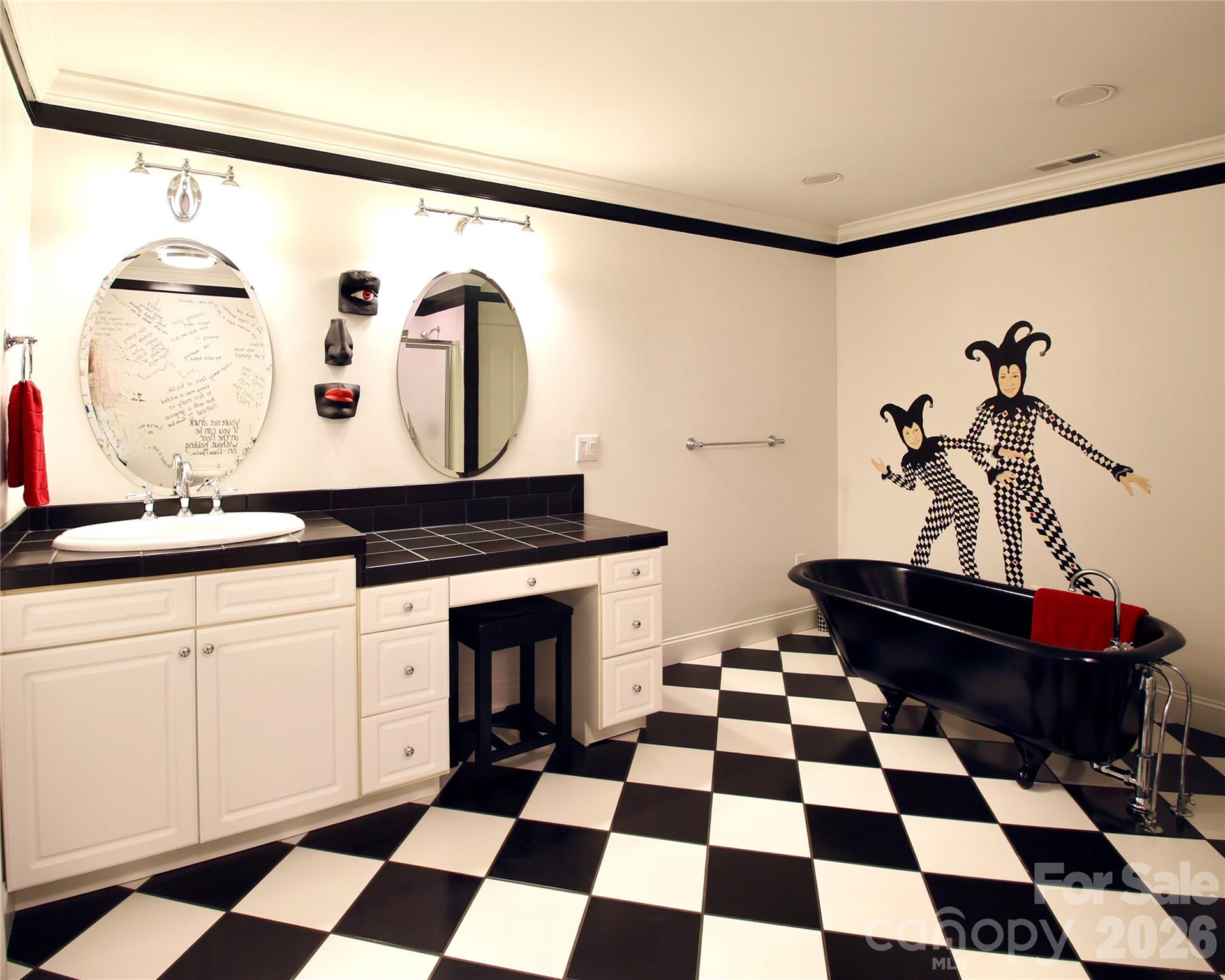 140 Holt Lane Property Photo 33