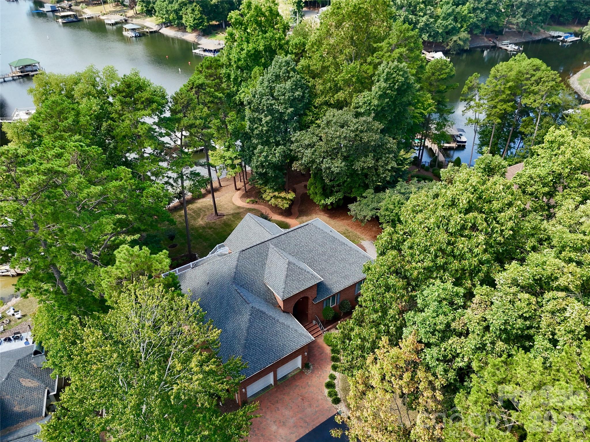 140 Holt Lane Property Photo 37