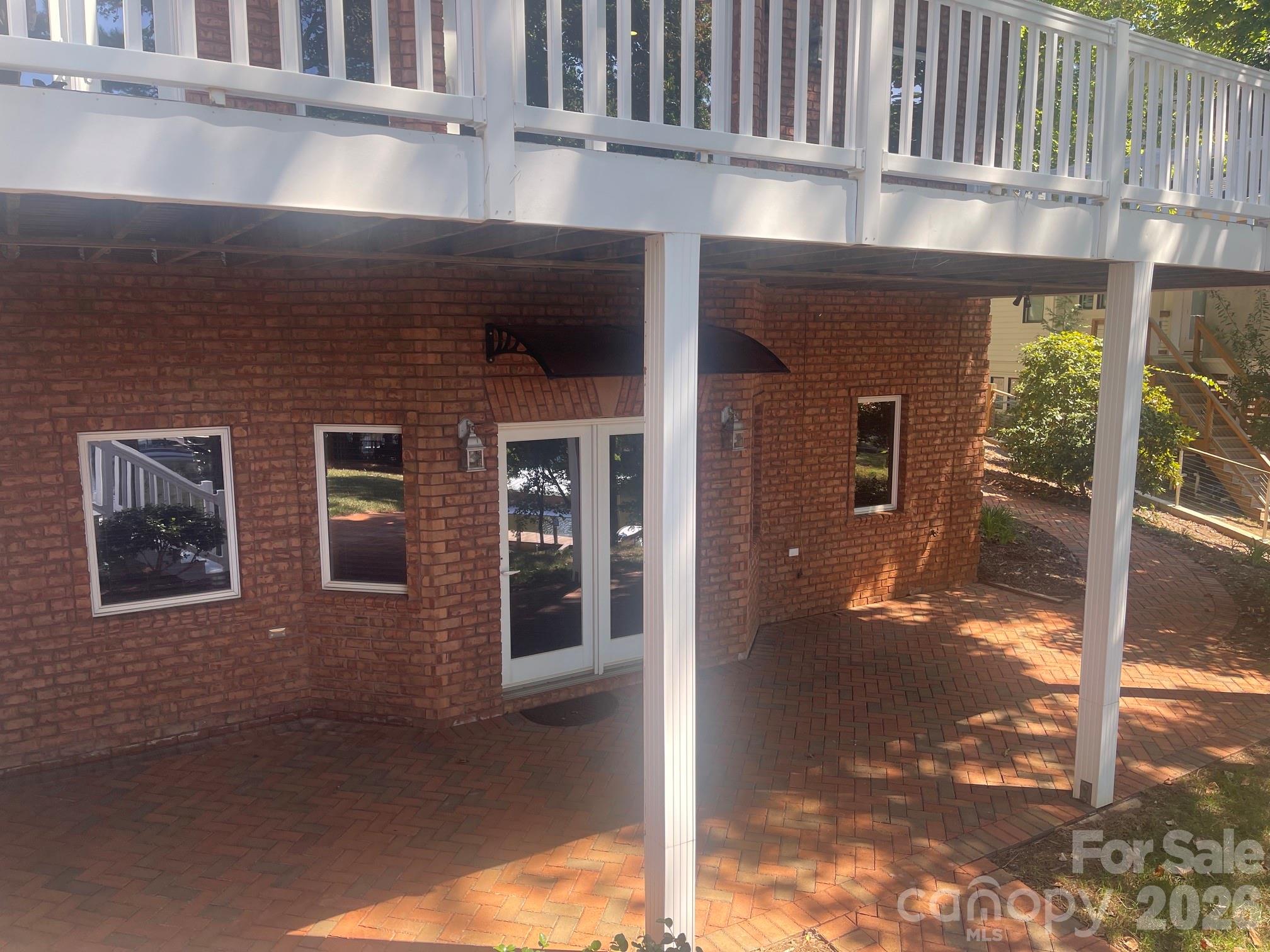 140 Holt Lane Property Photo 44