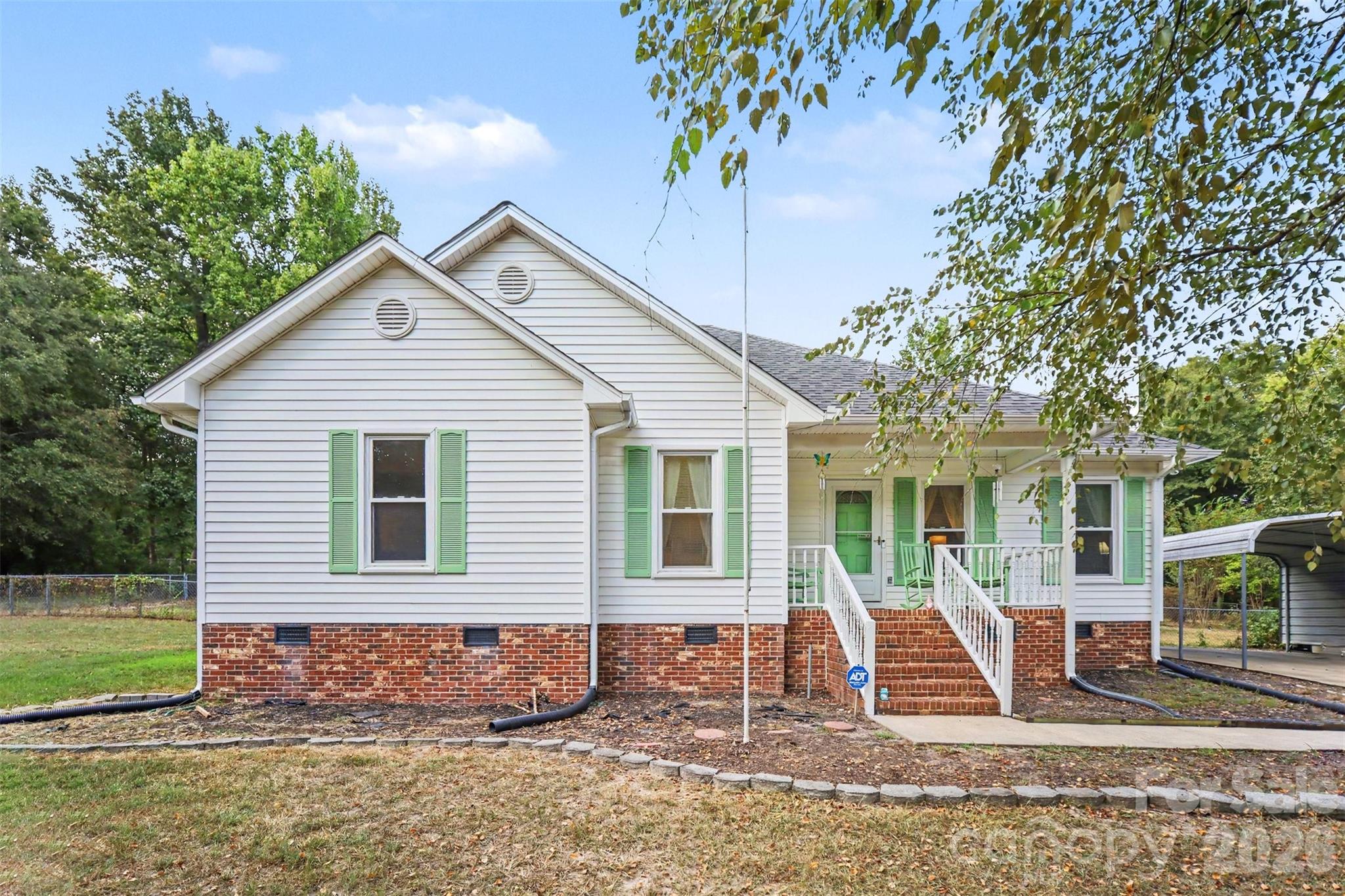 515 Harmony Glen Circle Property Photo 1