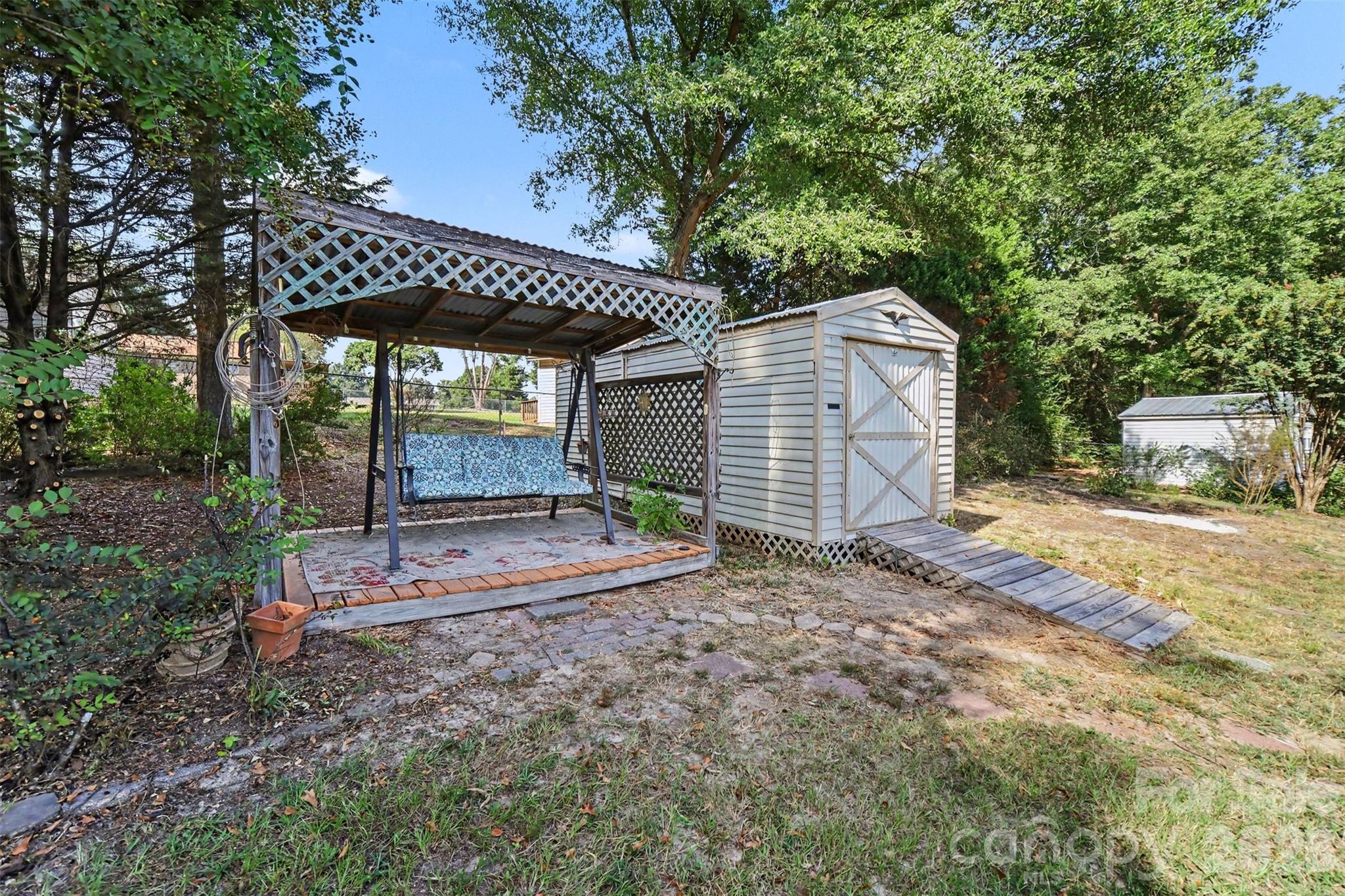 515 Harmony Glen Circle Property Photo 31