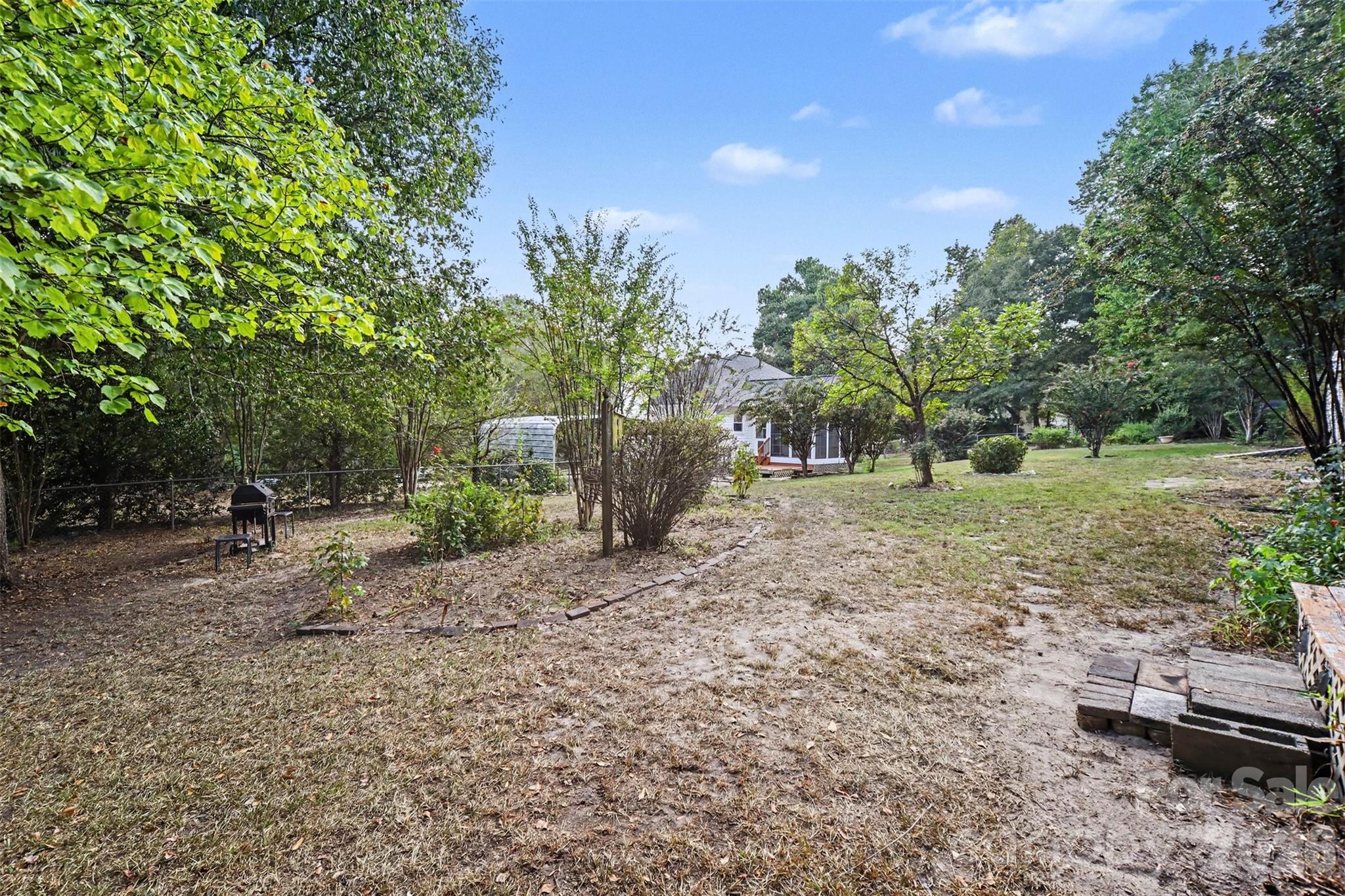 515 Harmony Glen Circle Property Photo 34