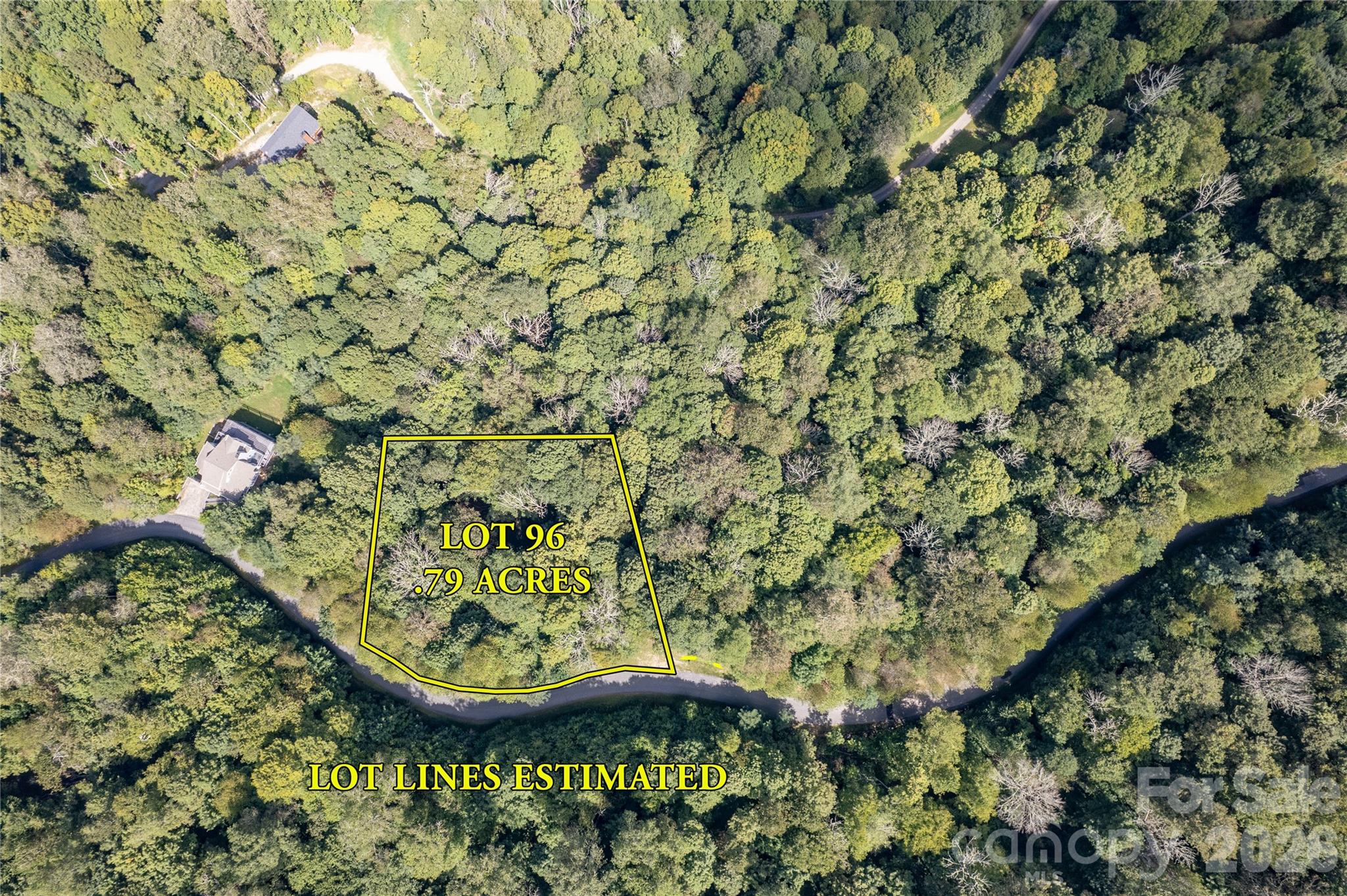 96 Goldenleaf Road Property Photo 5