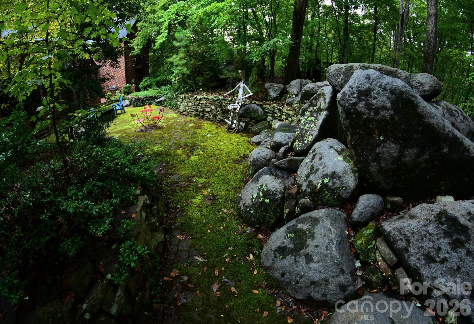 8619 Cedar Knoll Drive Property Photo 44