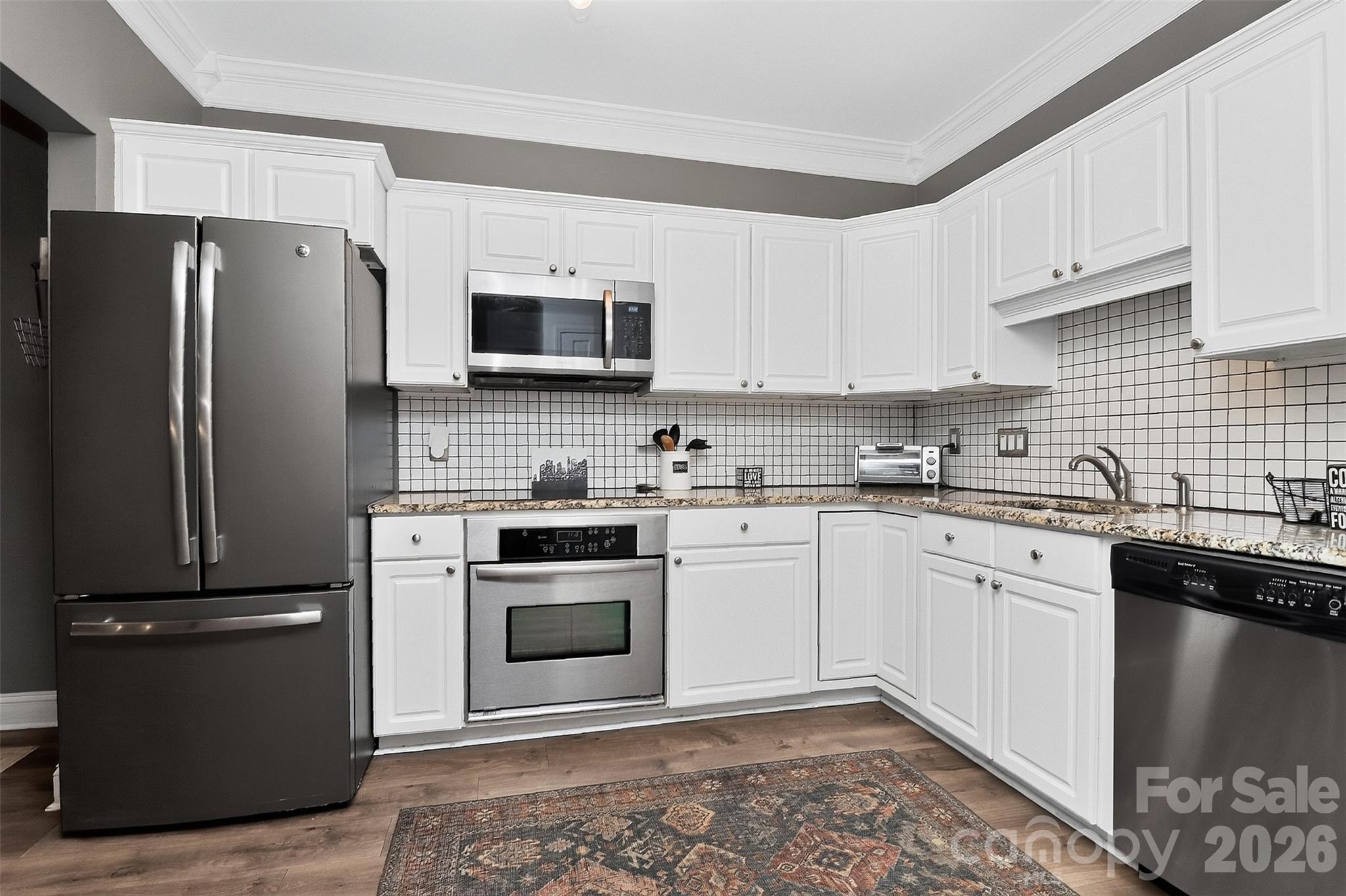 1012 Queens Road C Property Photo 15