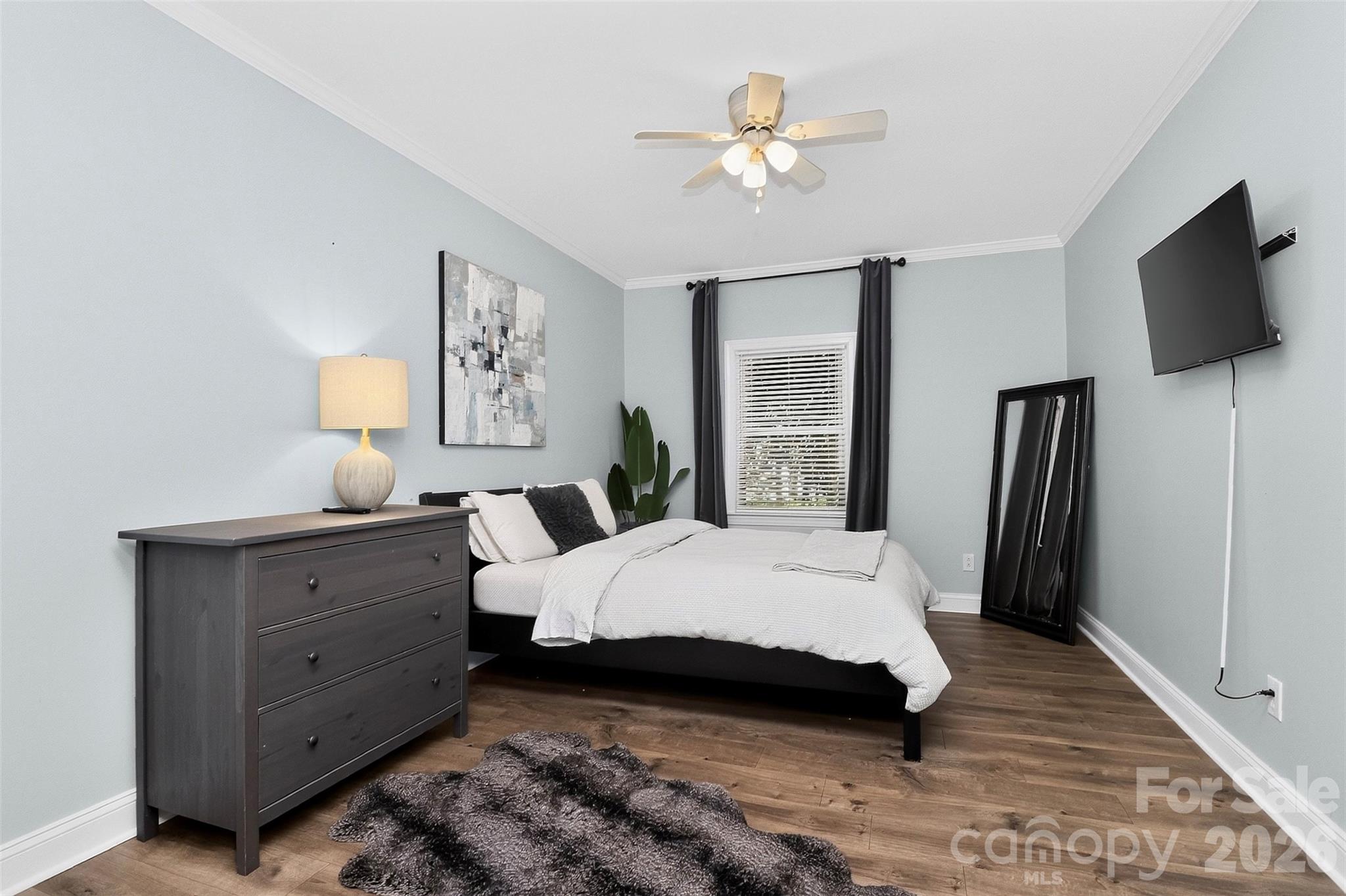 1012 Queens Road C Property Photo 17