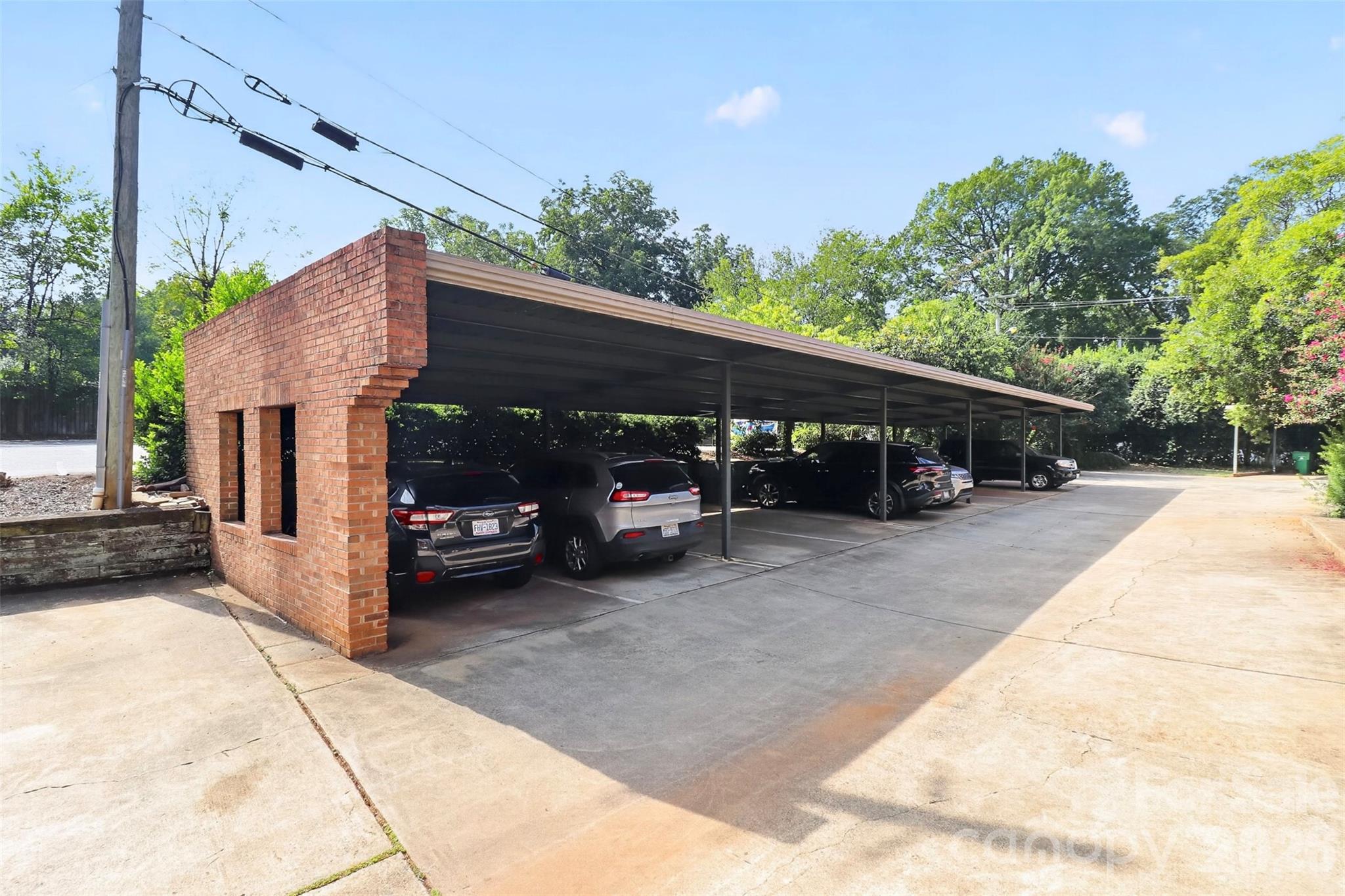 1012 Queens Road C Property Photo 25