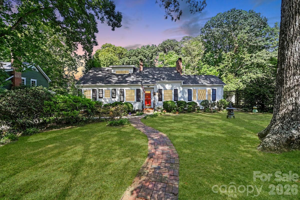 1301 Pinecrest Avenue Property Photo 1
