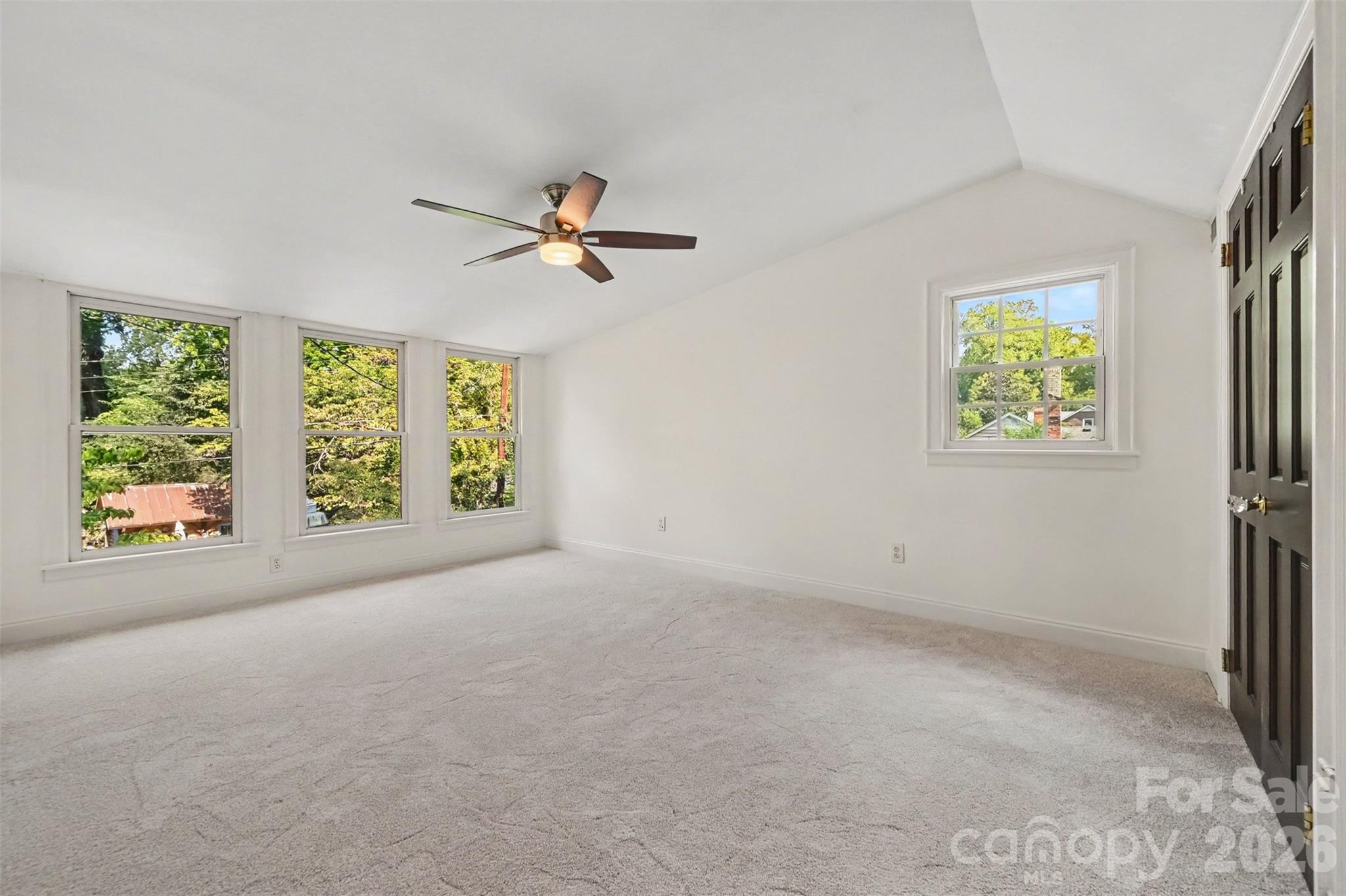 1301 Pinecrest Avenue Property Photo 6