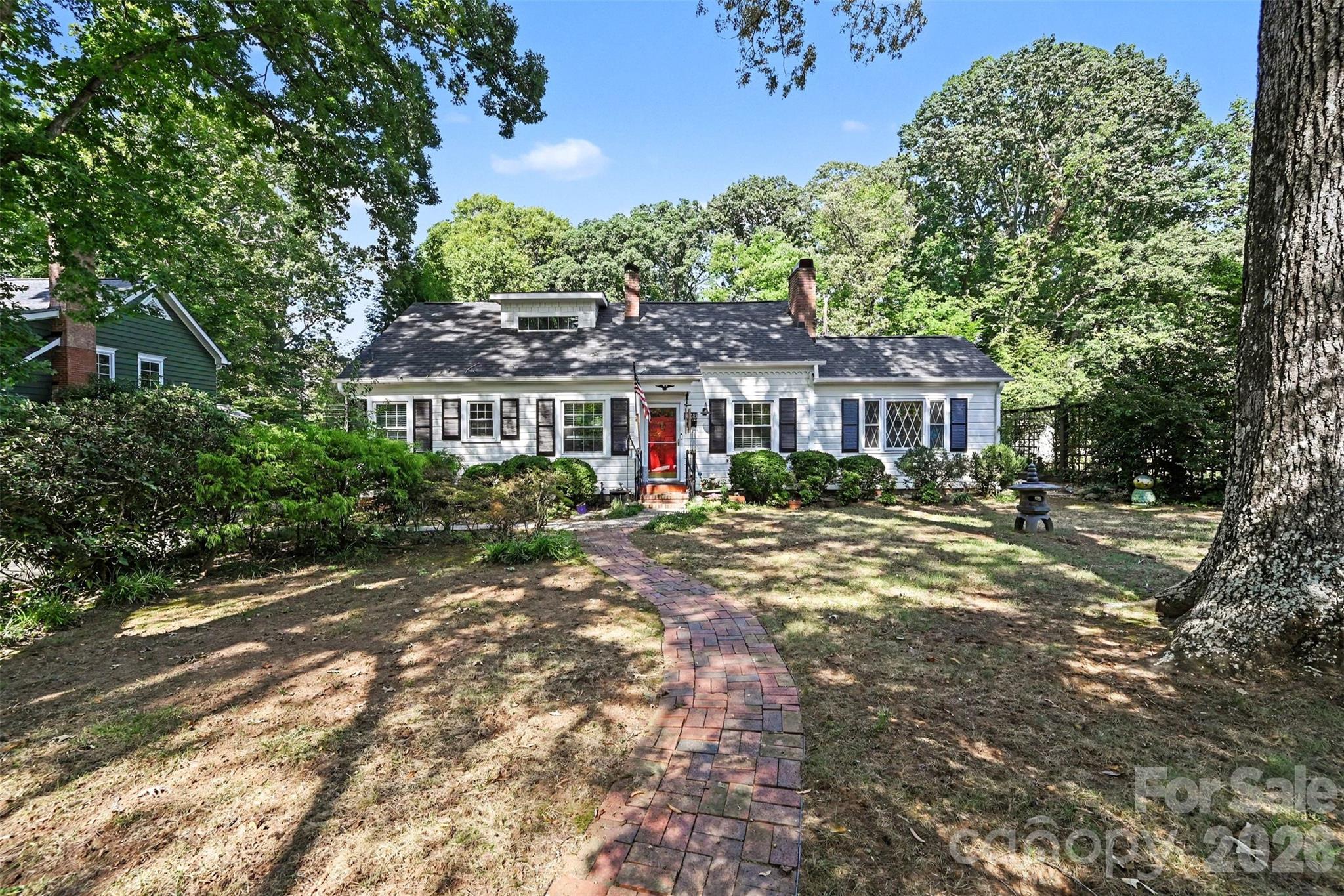1301 Pinecrest Avenue Property Photo 9