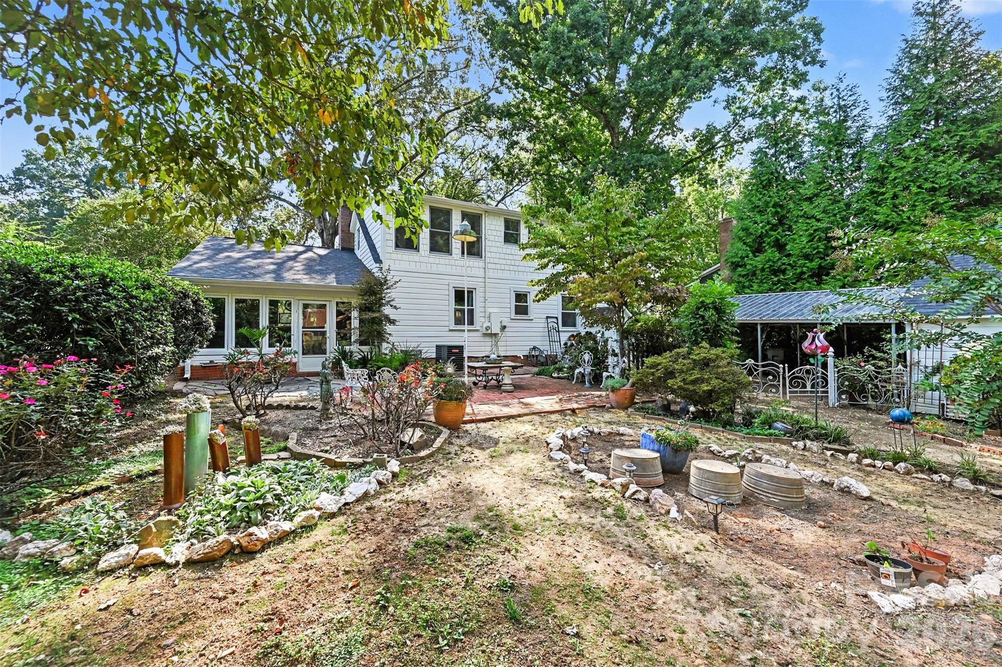 1301 Pinecrest Avenue Property Photo 35