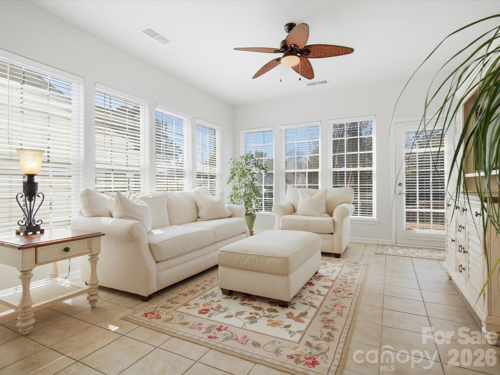 41055 Calla Lily Street Property Photo 21
