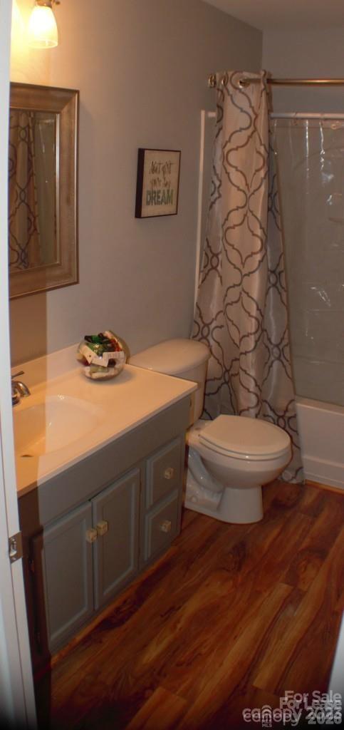218 Northwest Drive Property Photo 11