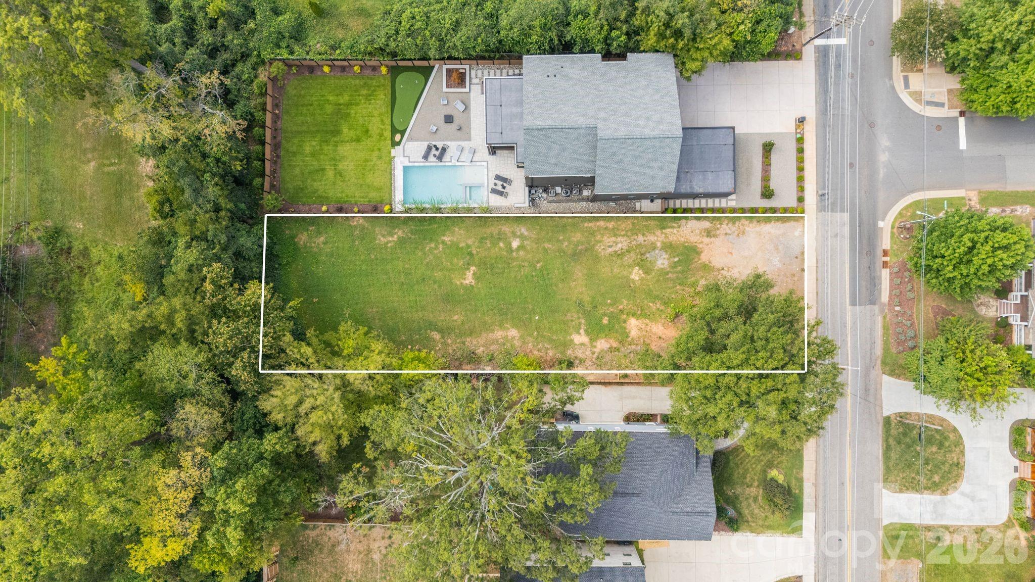 400 Ideal Way Property Photo 1
