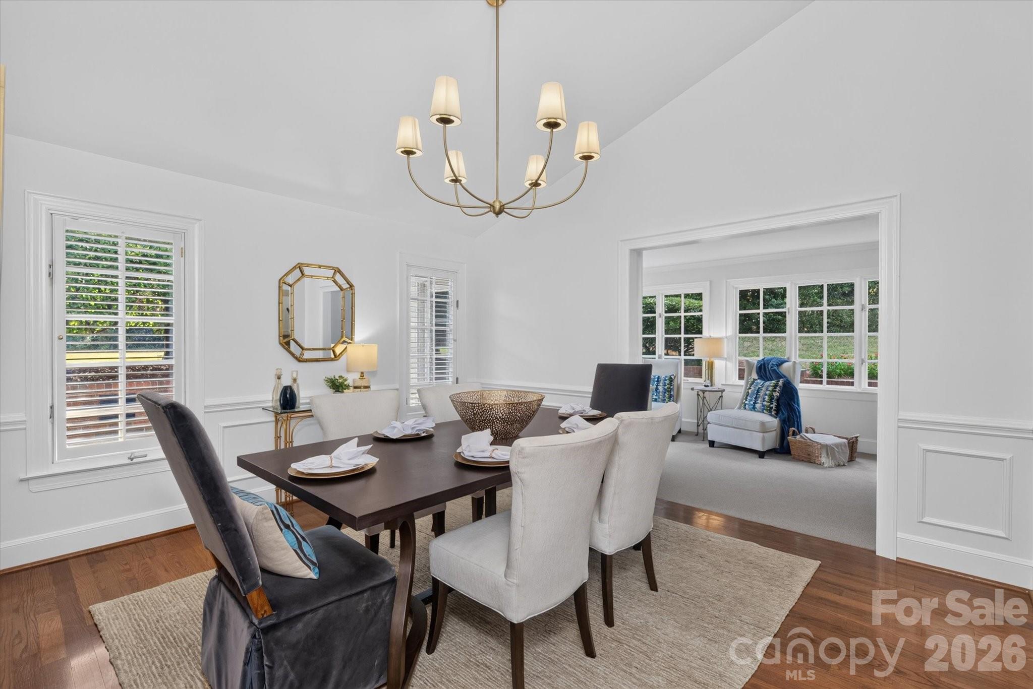 1804 Meadowood Lane Property Photo 14