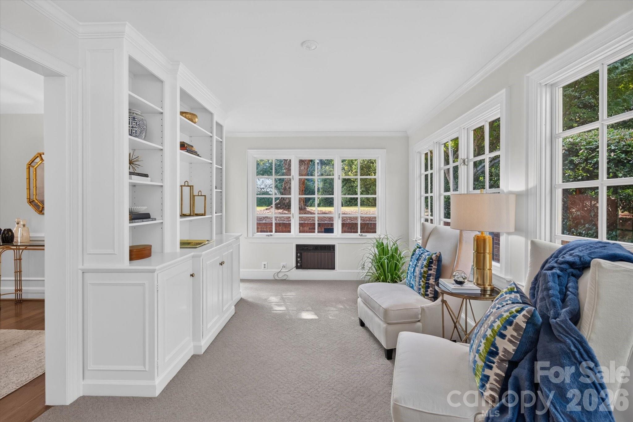 1804 Meadowood Lane Property Photo 16