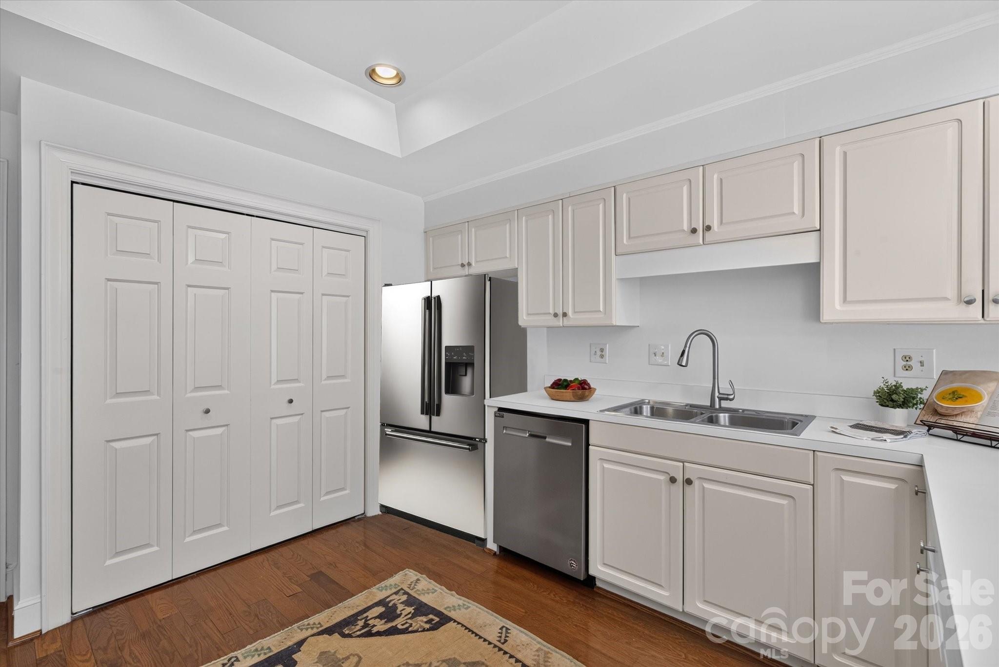 1804 Meadowood Lane Property Photo 19