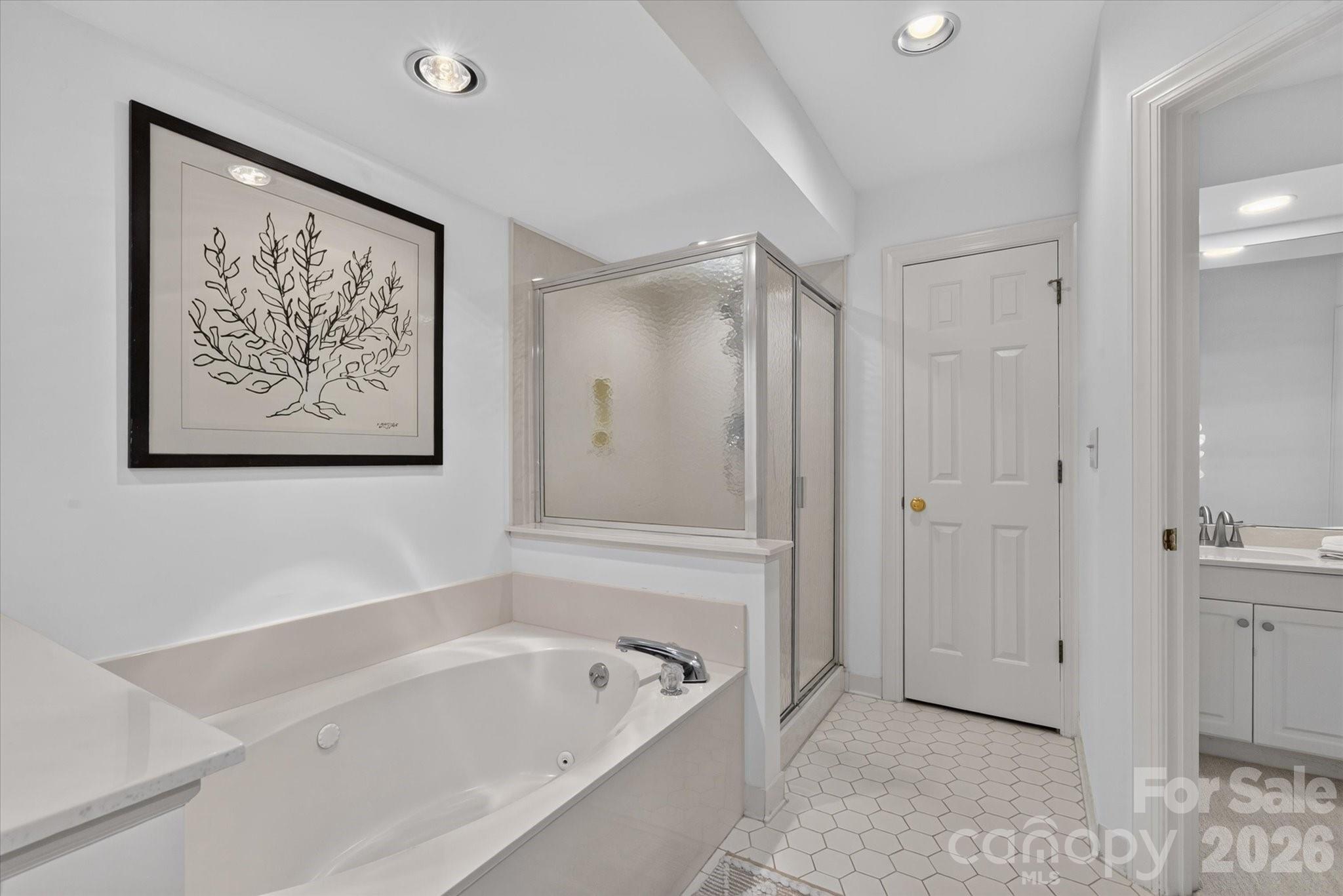 1804 Meadowood Lane Property Photo 27