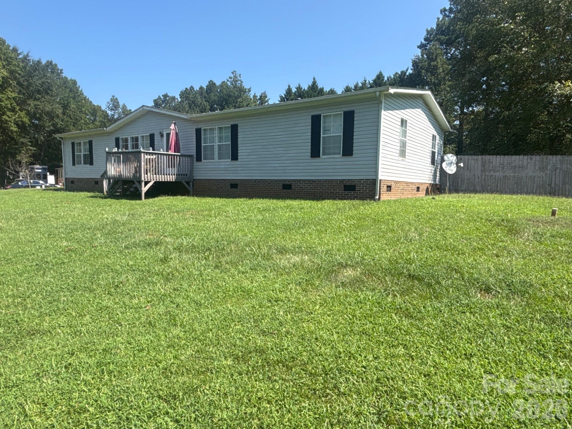 901 Grace Drive Property Photo 4