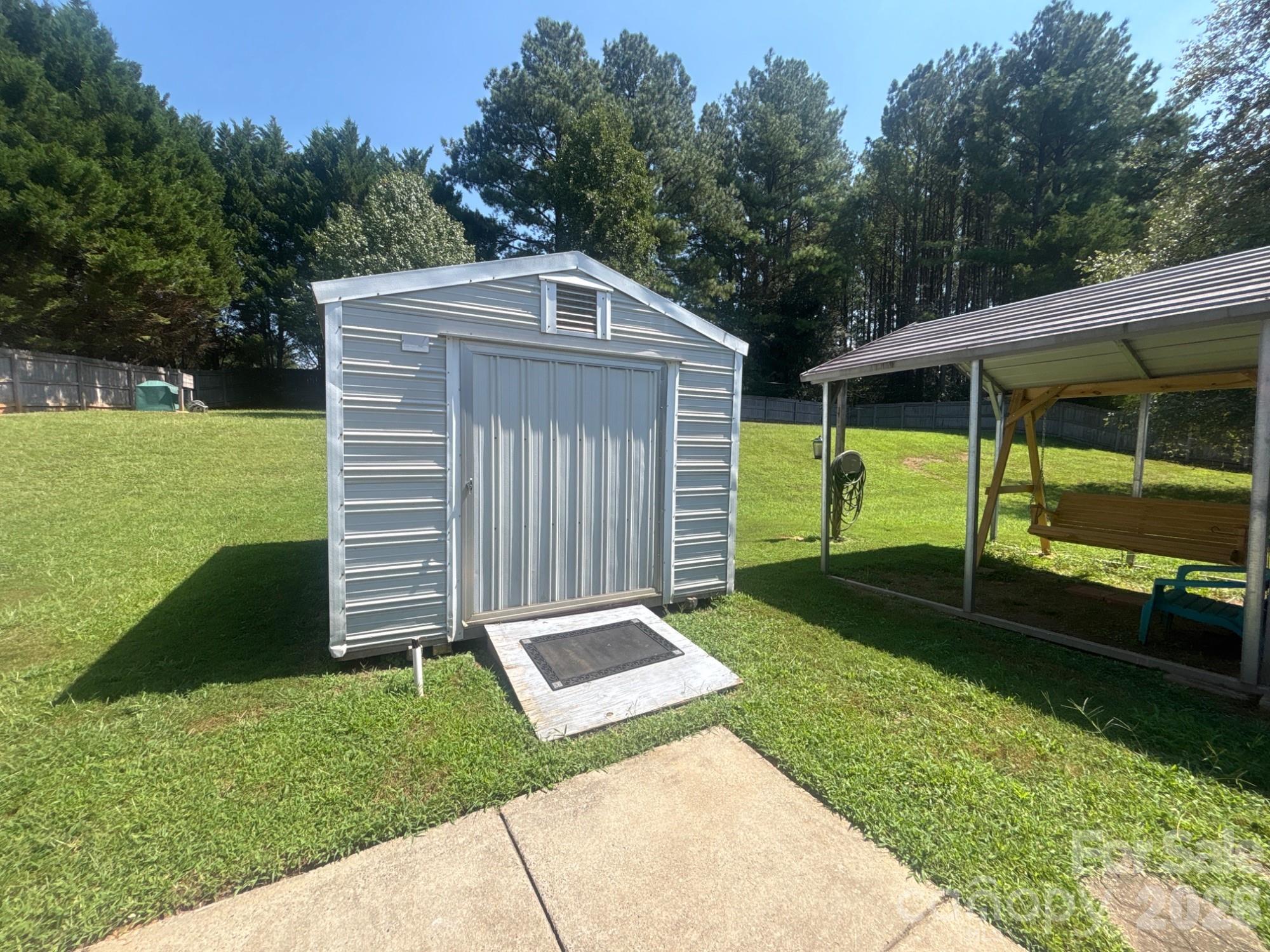 901 Grace Drive Property Photo 33