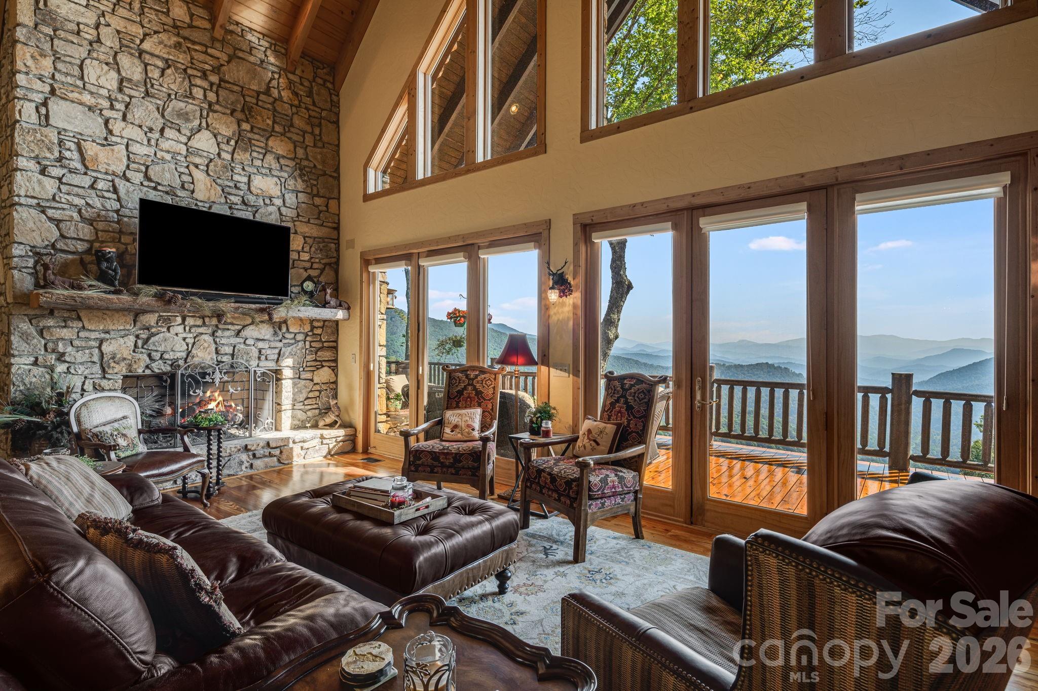 640 Overlook Drive Property Photo 9