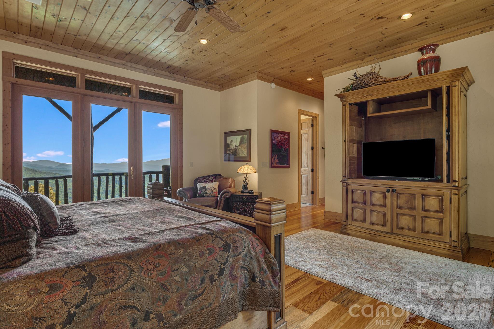 640 Overlook Drive Property Photo 21