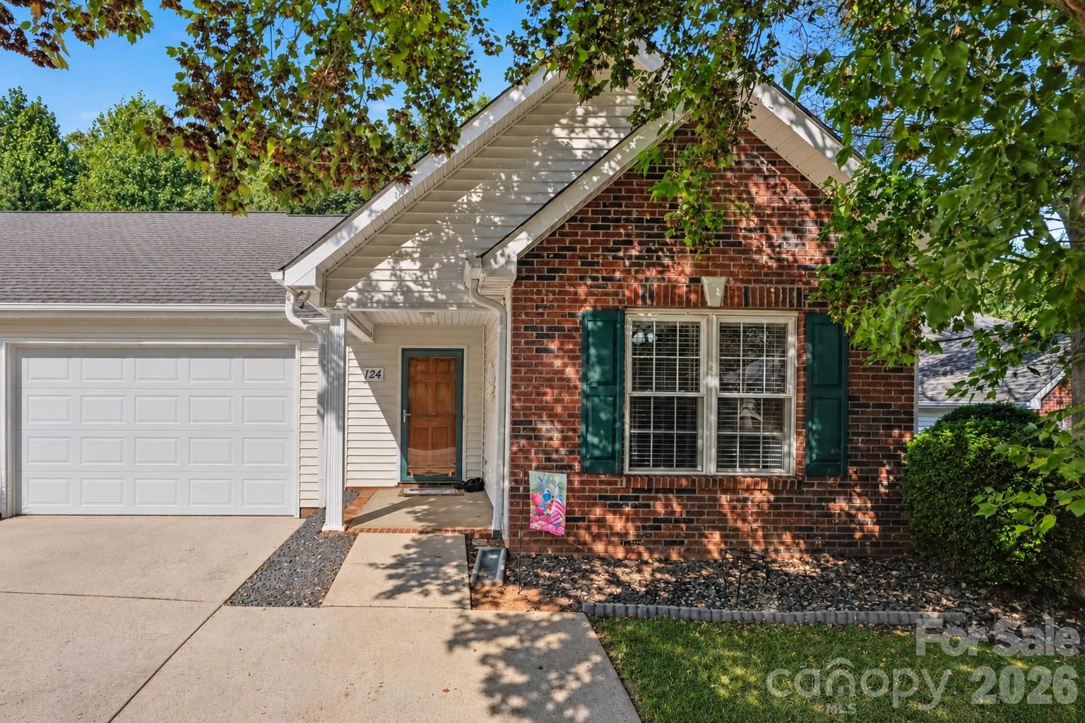 124 Keswick Lane Property Photo 1