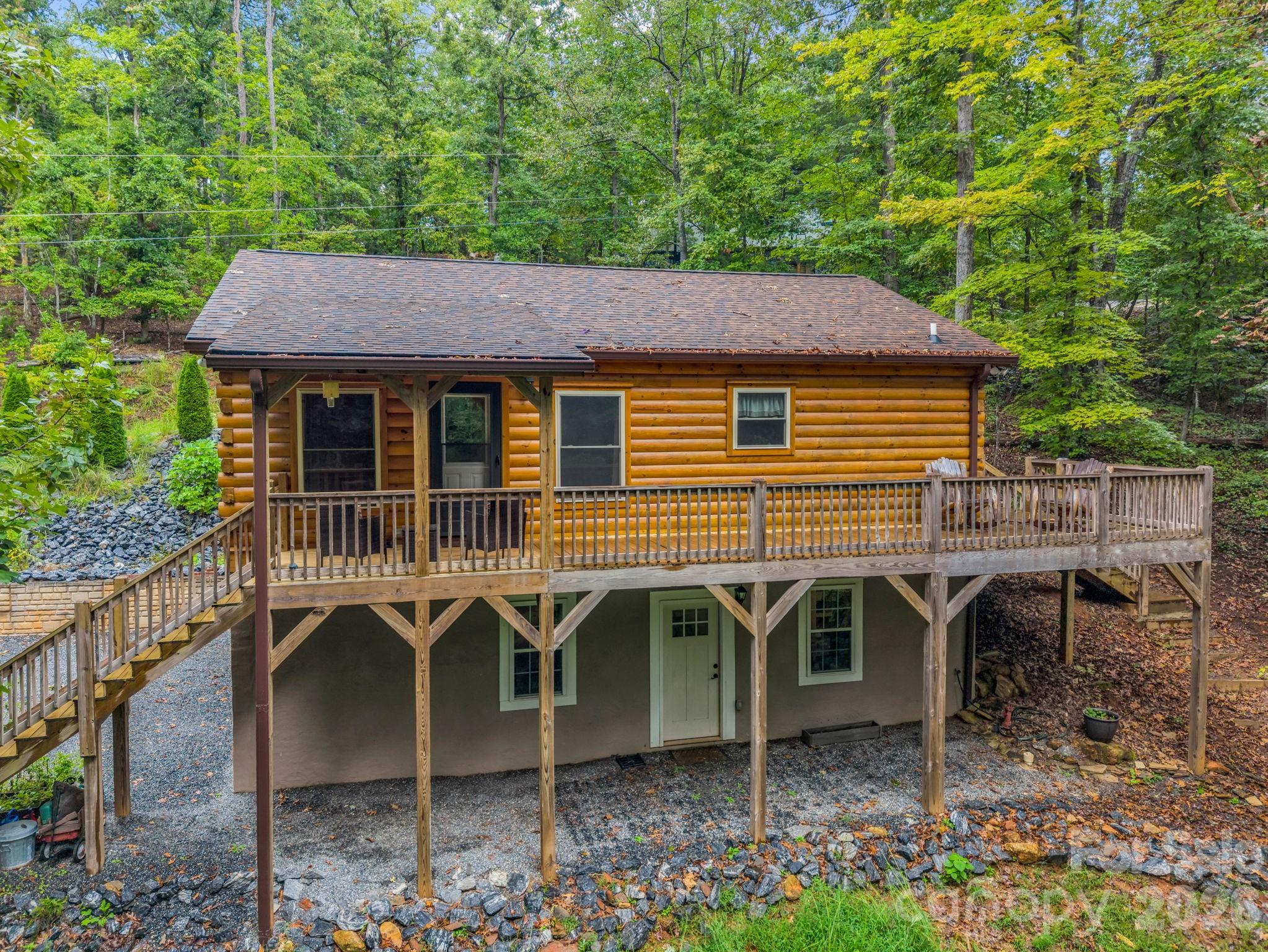 344 Wolf Trail Property Photo 1