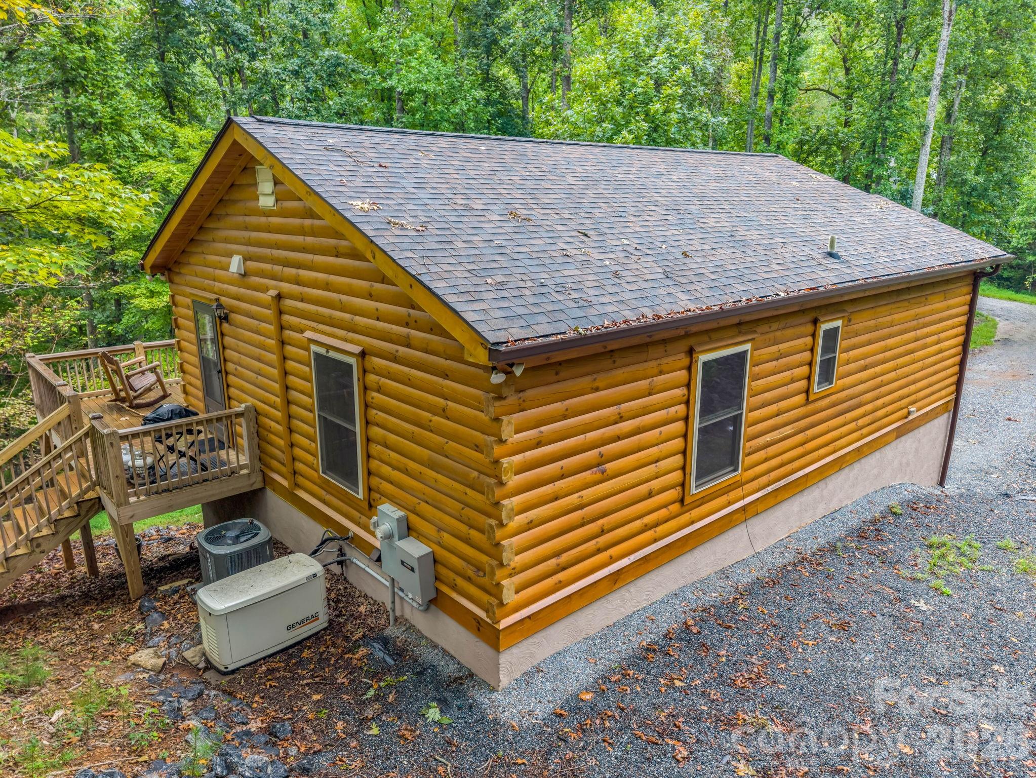 344 Wolf Trail Property Photo 7