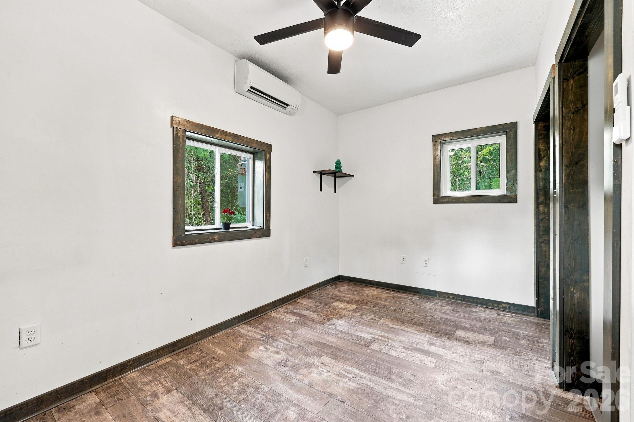 146 & 148 Bradshaw Circle Property Photo 36