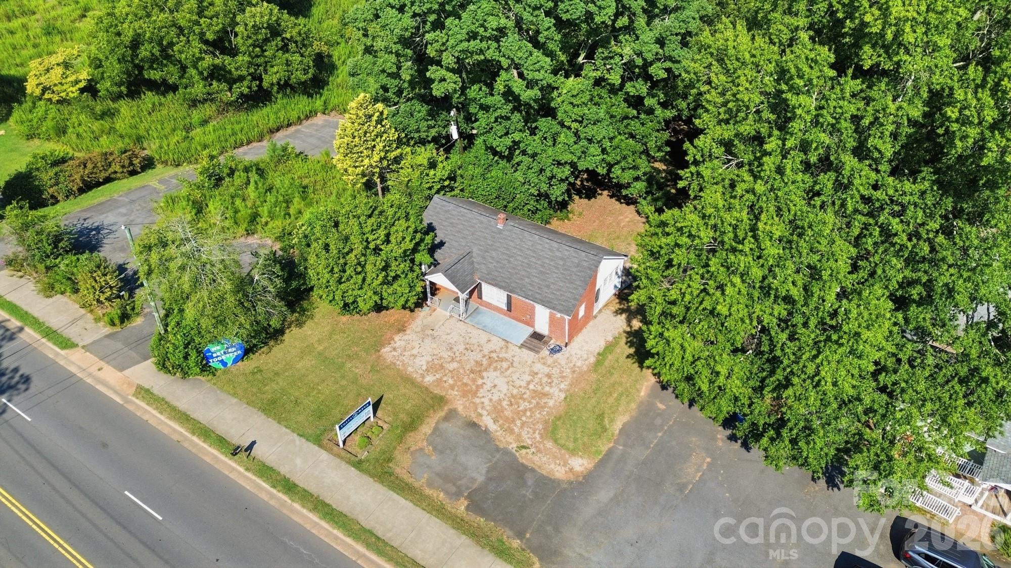7521 Matthews Mint Hill Road Property Photo 4