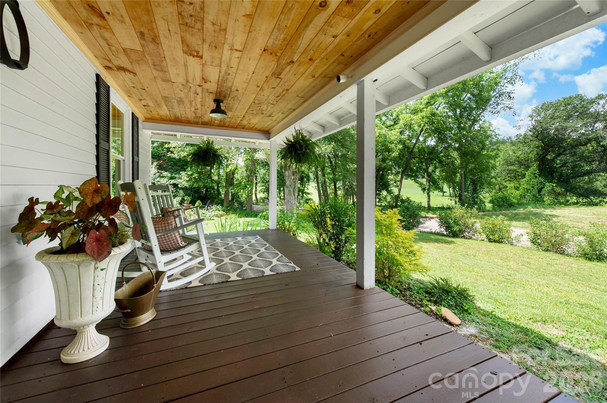 489 Turkey Creek Road Property Photo 2
