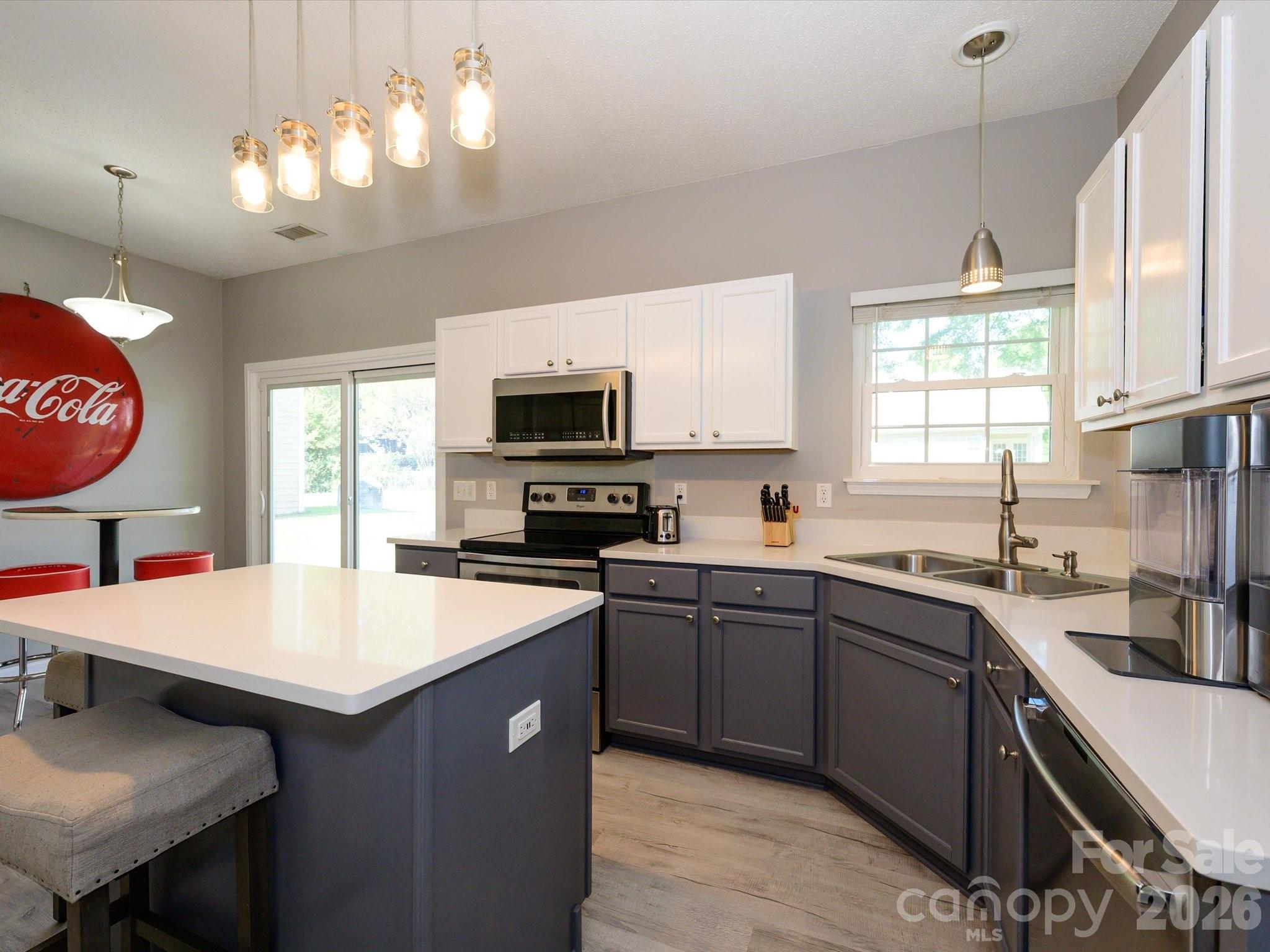 11413 Larix Drive Property Photo 11