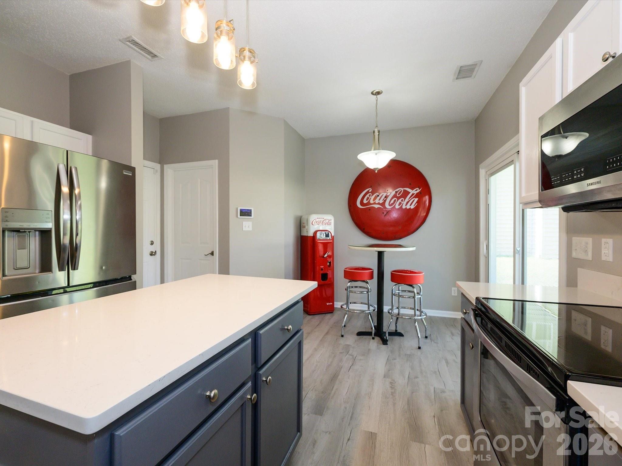 11413 Larix Drive Property Photo 12