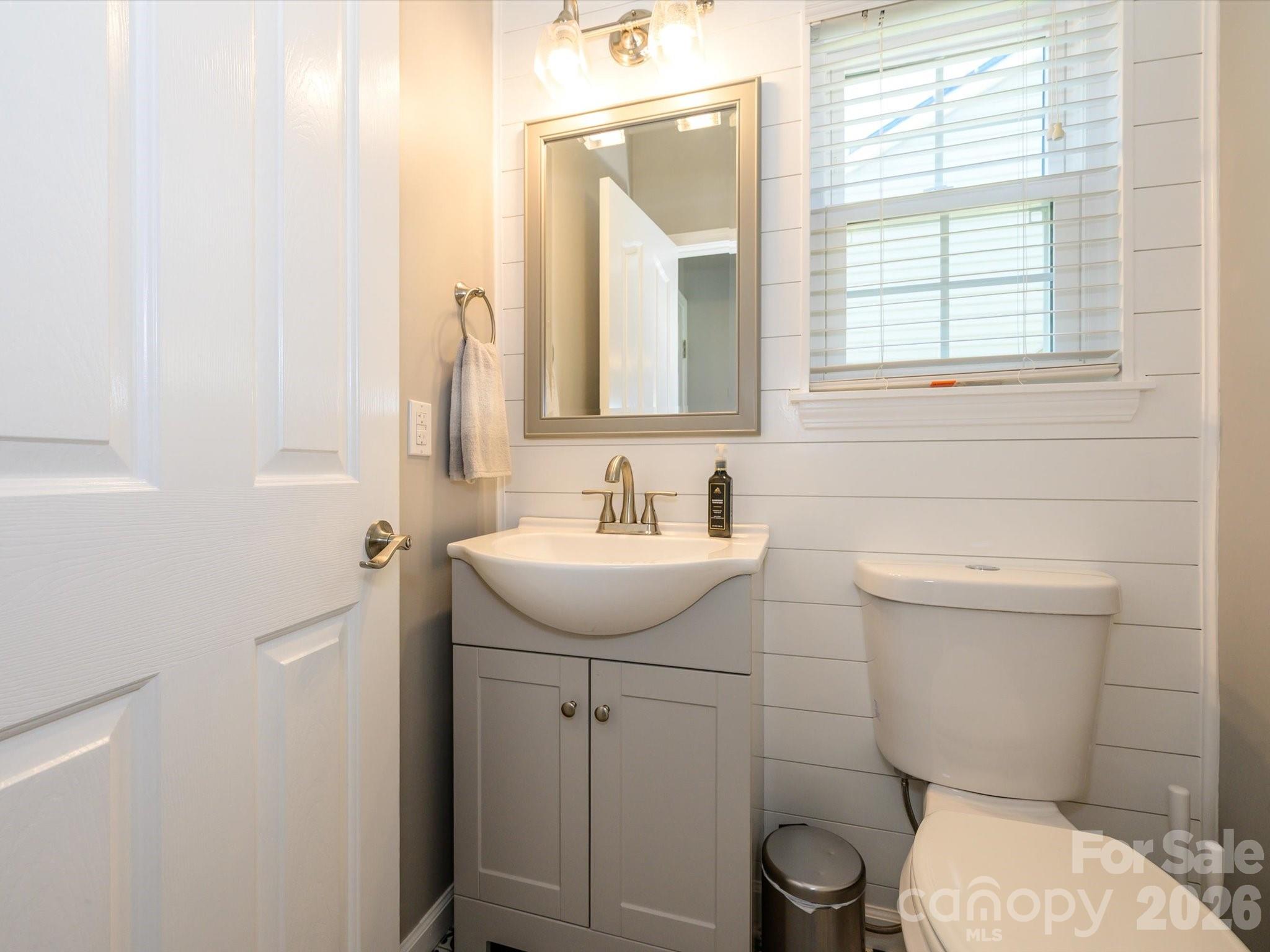 11413 Larix Drive Property Photo 14