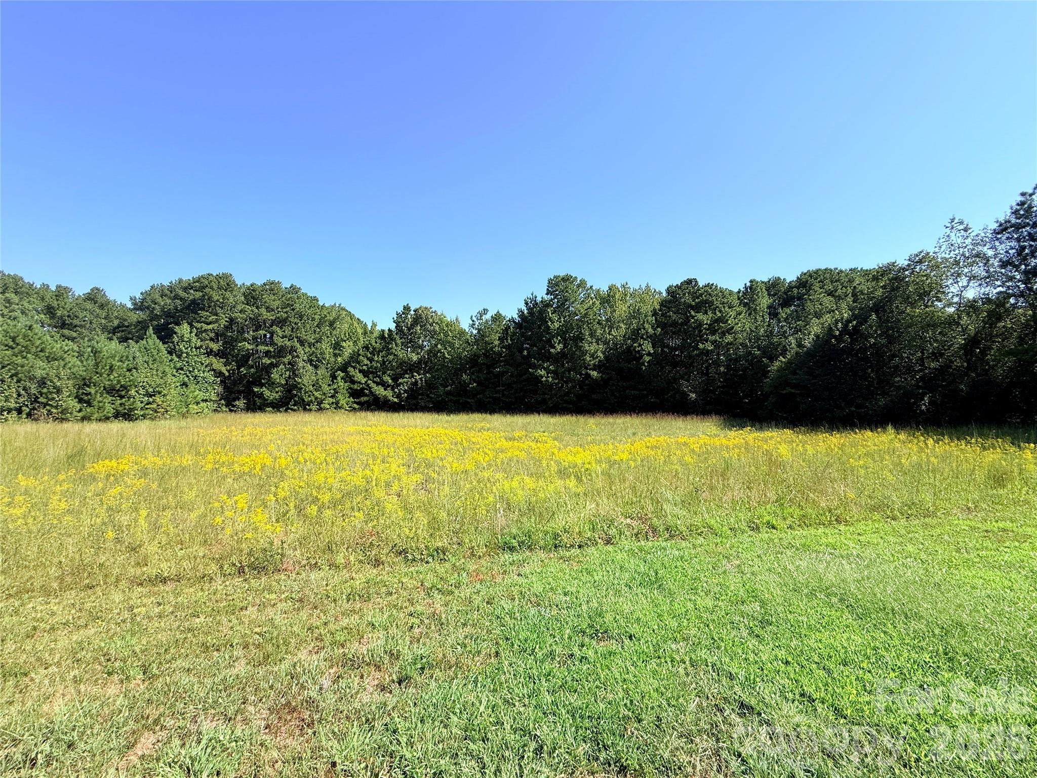 1835 Josie Road Property Photo 1