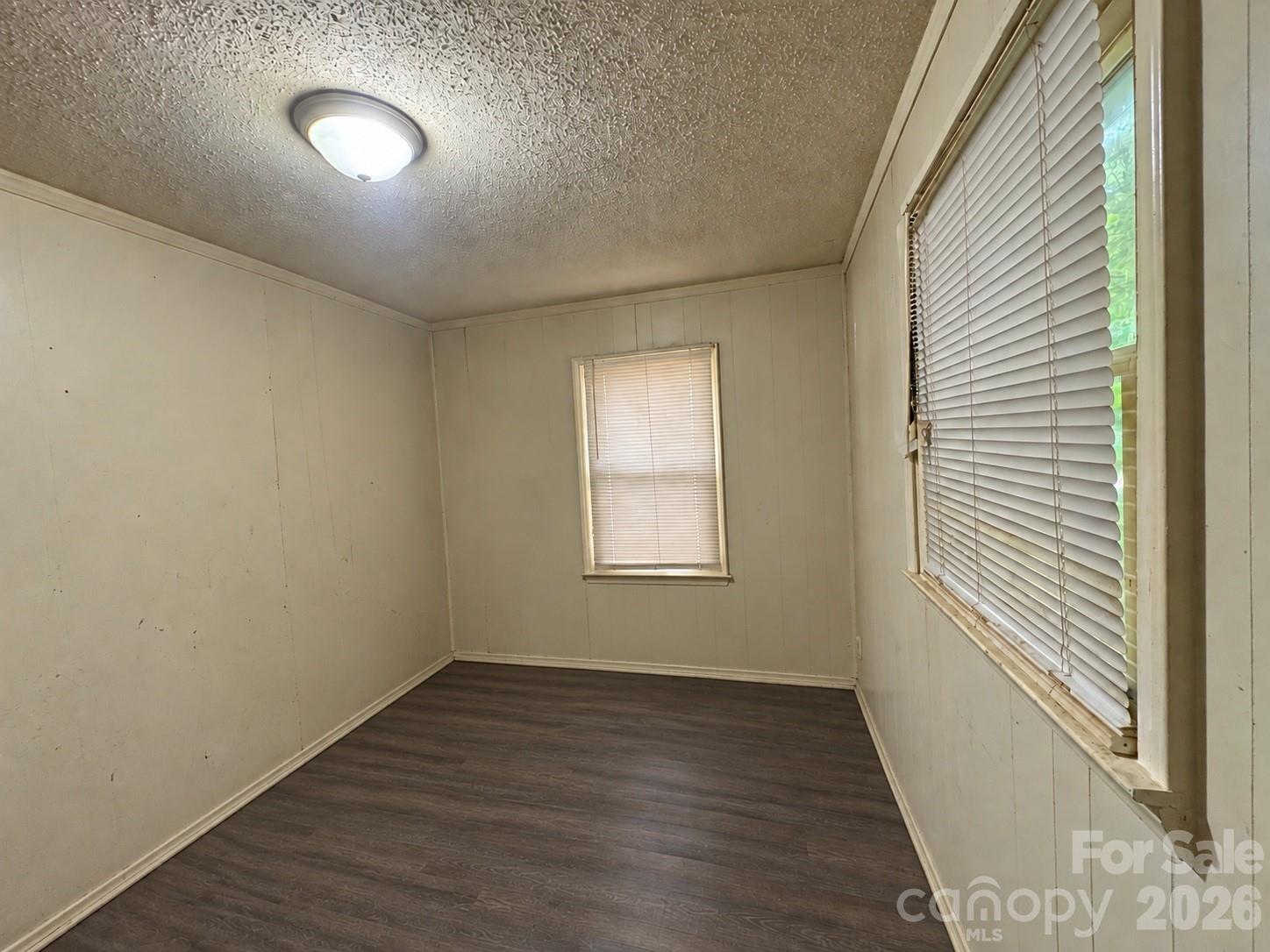 595 Betty Street Property Photo 11