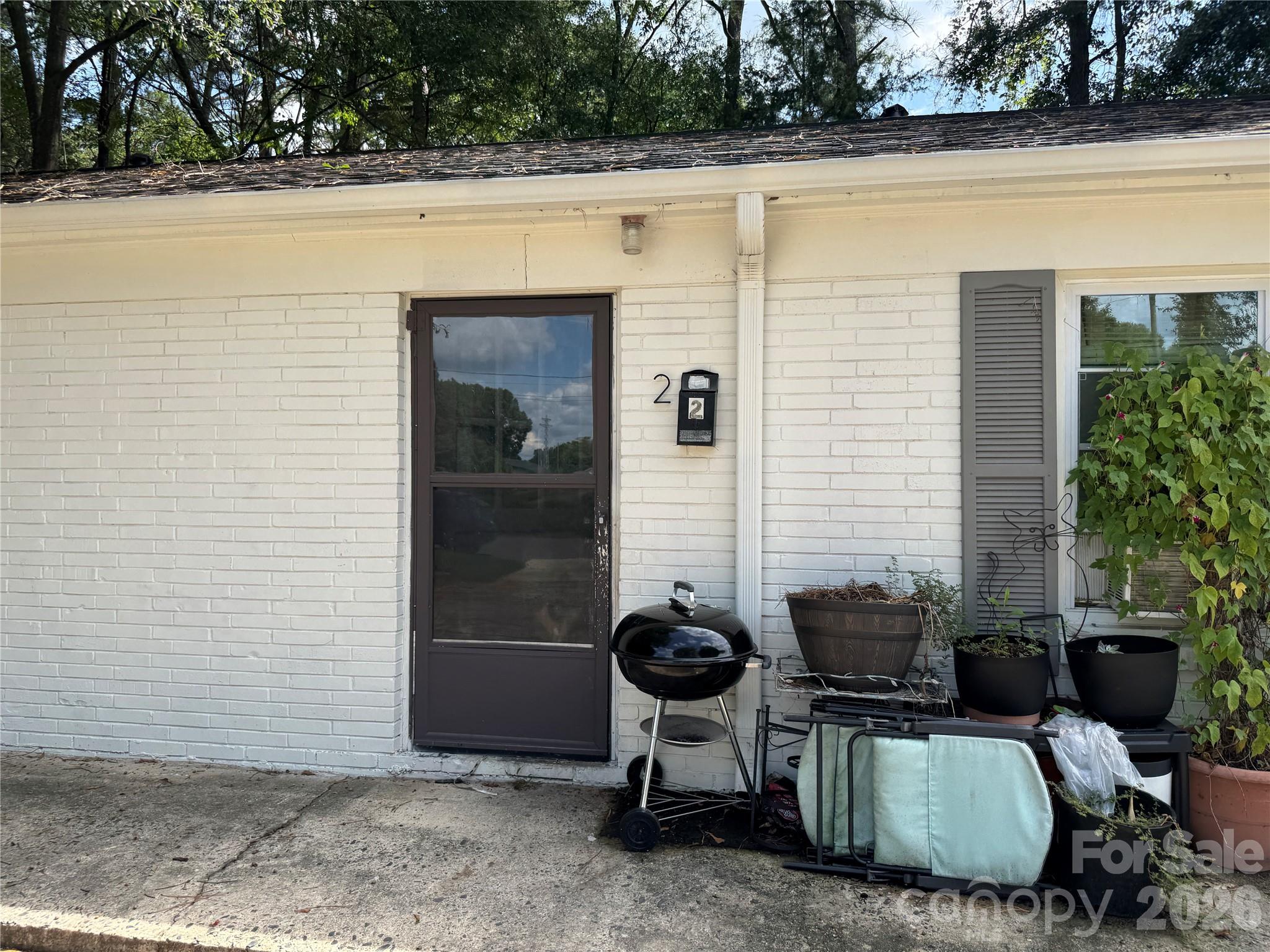 595 Betty Street Property Photo 13